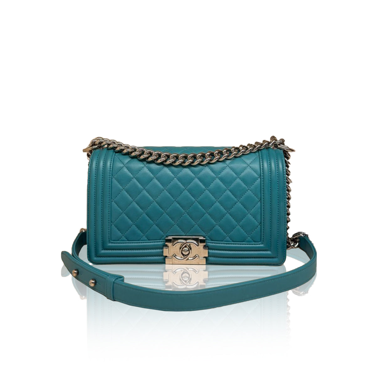 Chanel Boy Medium
