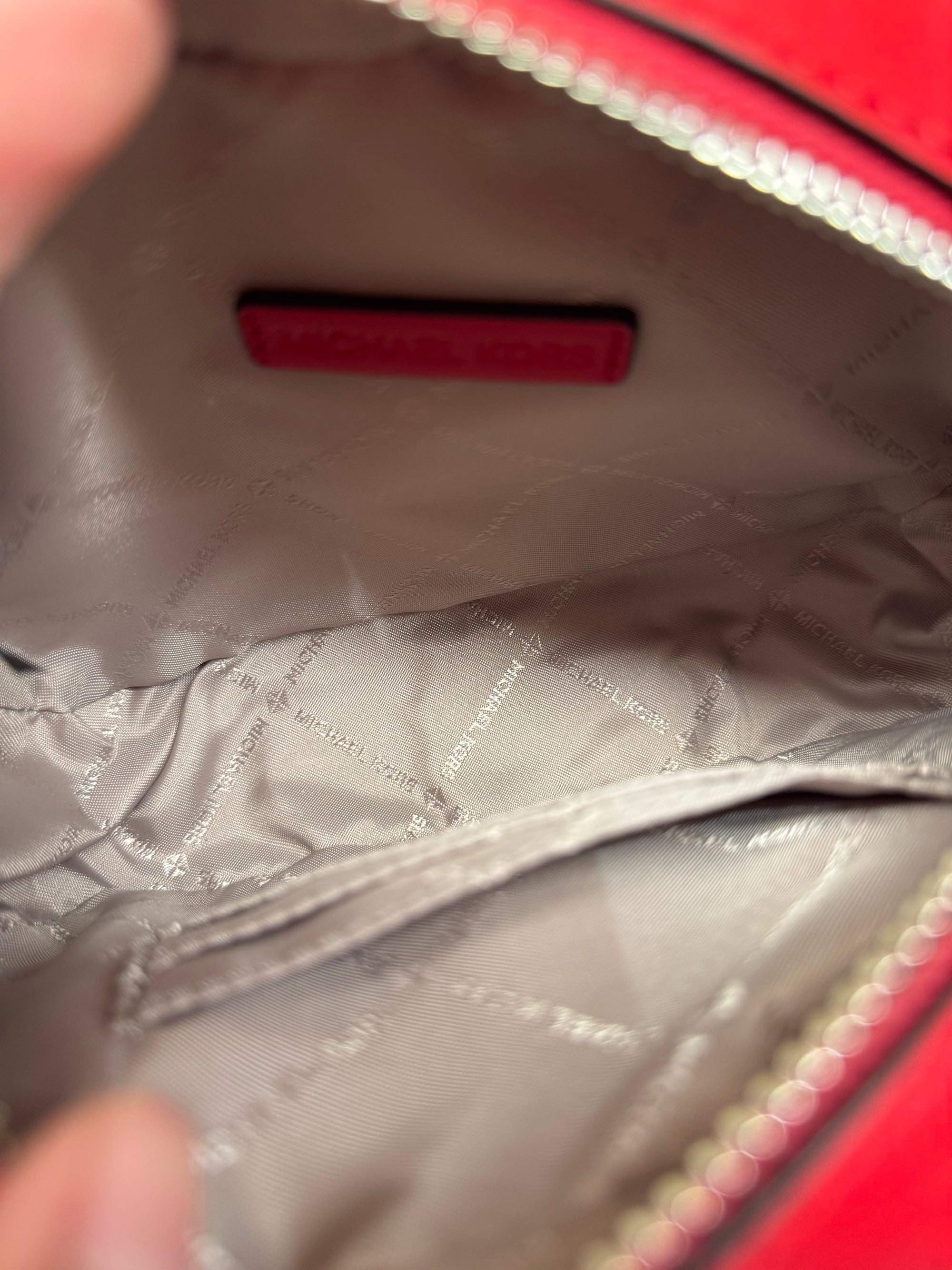 Michael Kors Jet Set Glam Bright Red
