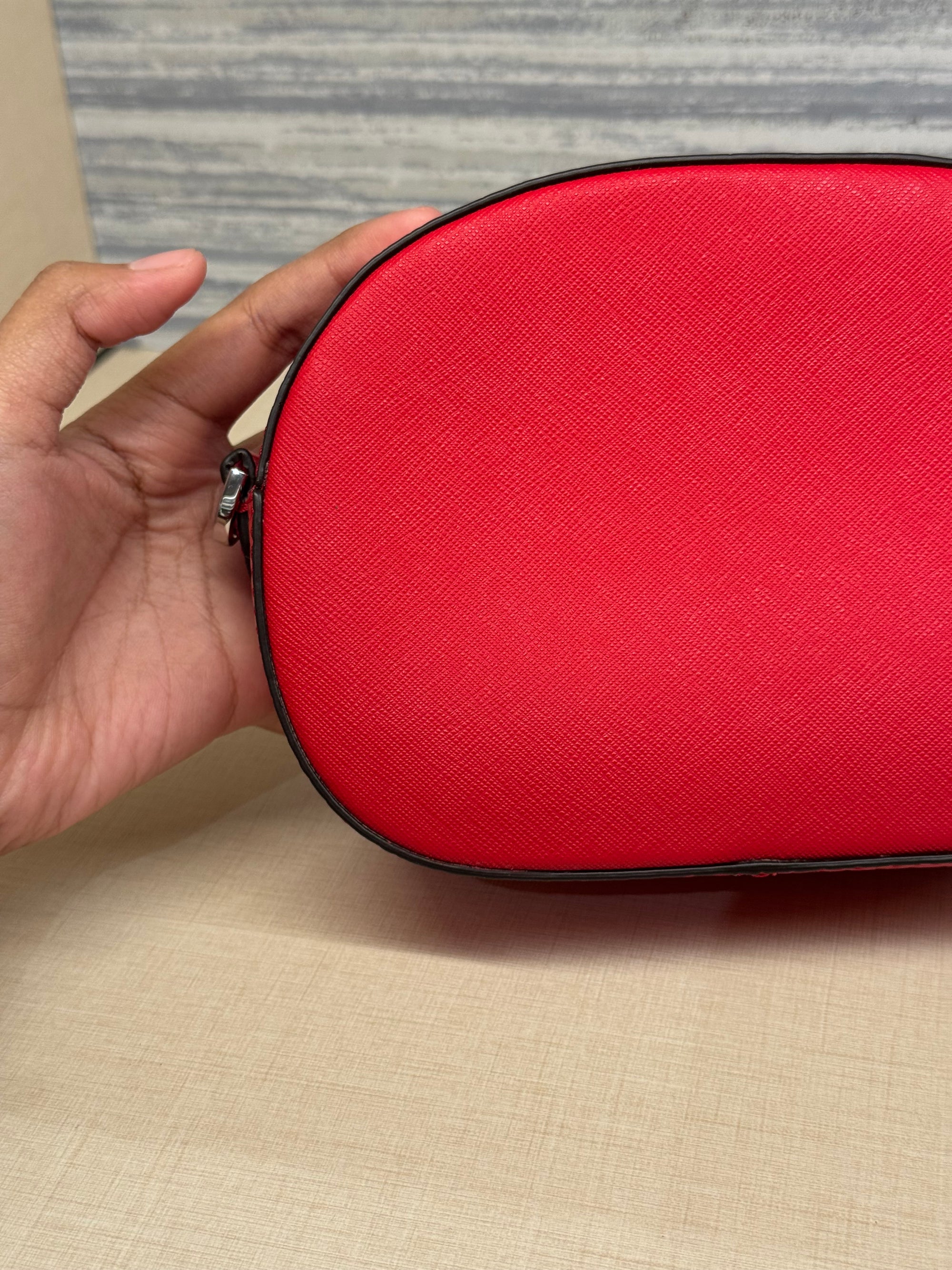 Michael Kors Jet Set Glam Bright Red