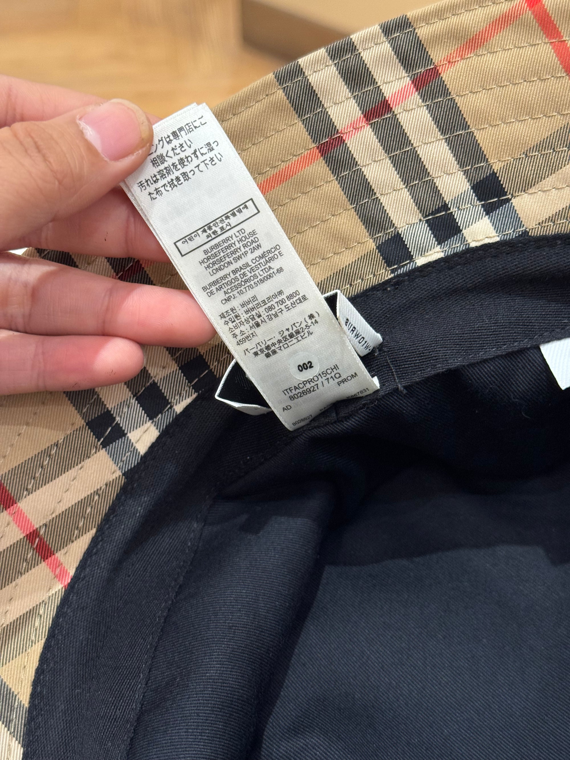 Burberry Hat Check Bucket