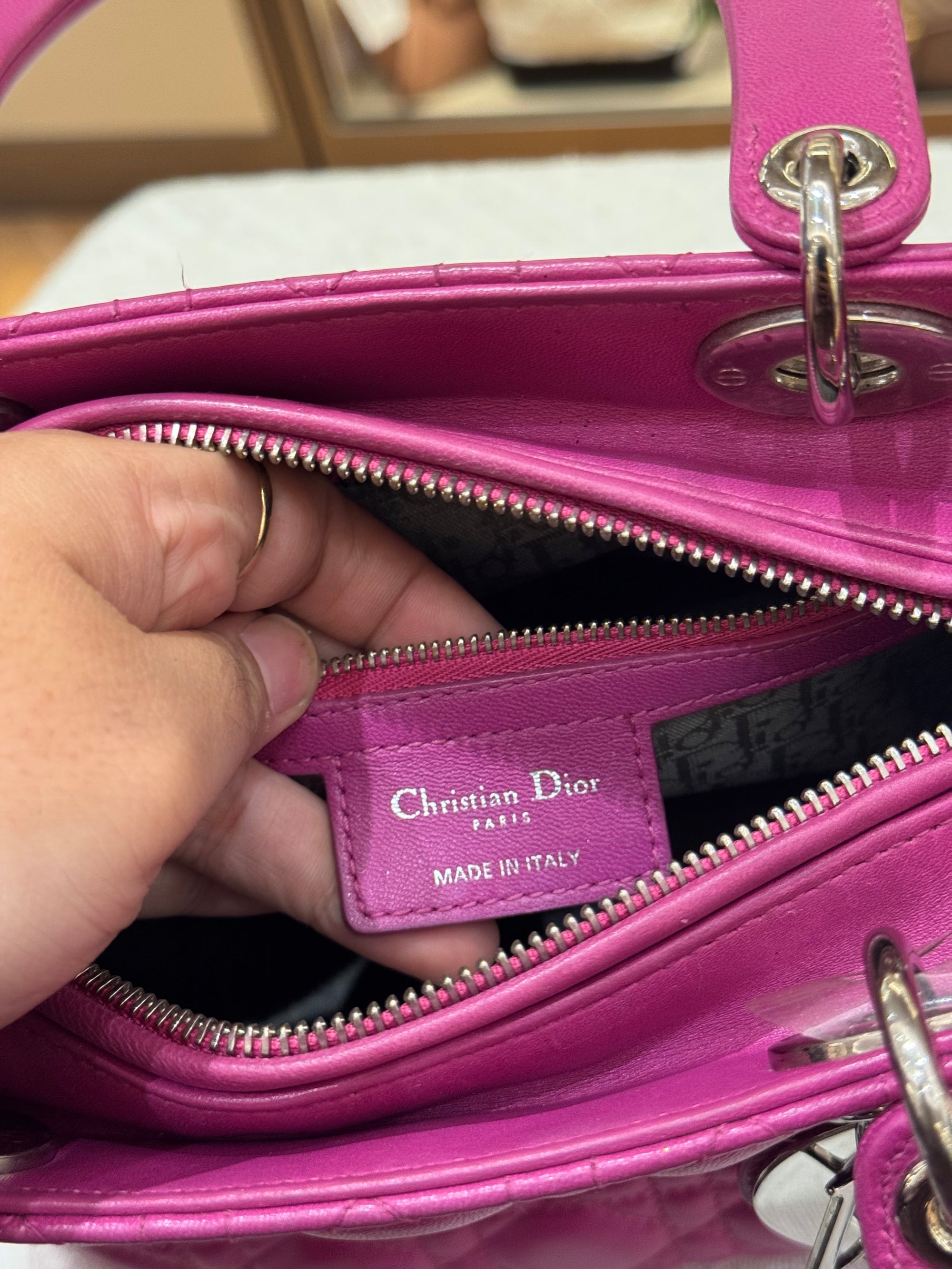 Lady Dior Medium Fuschia