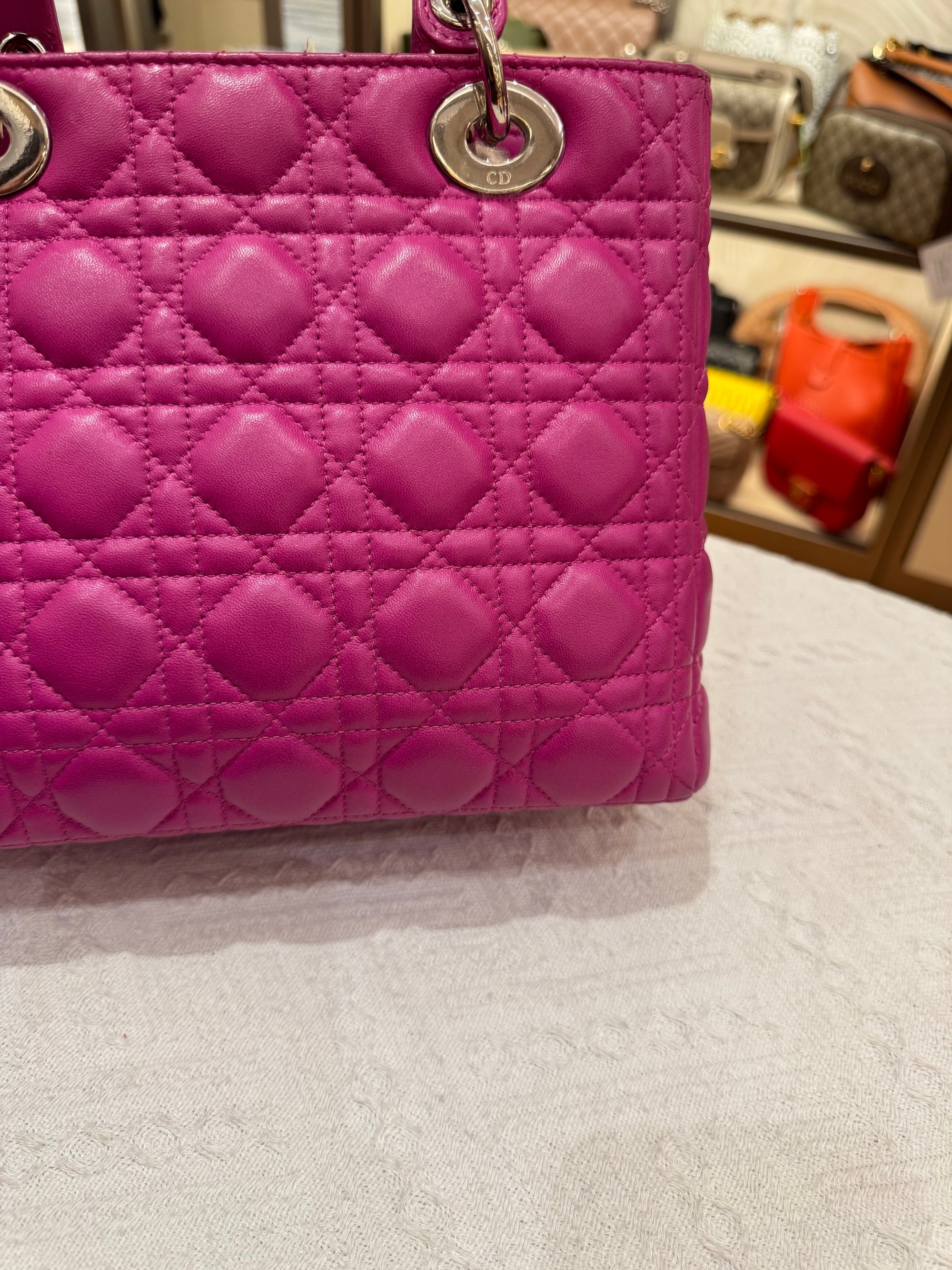 Lady Dior Medium Fuschia