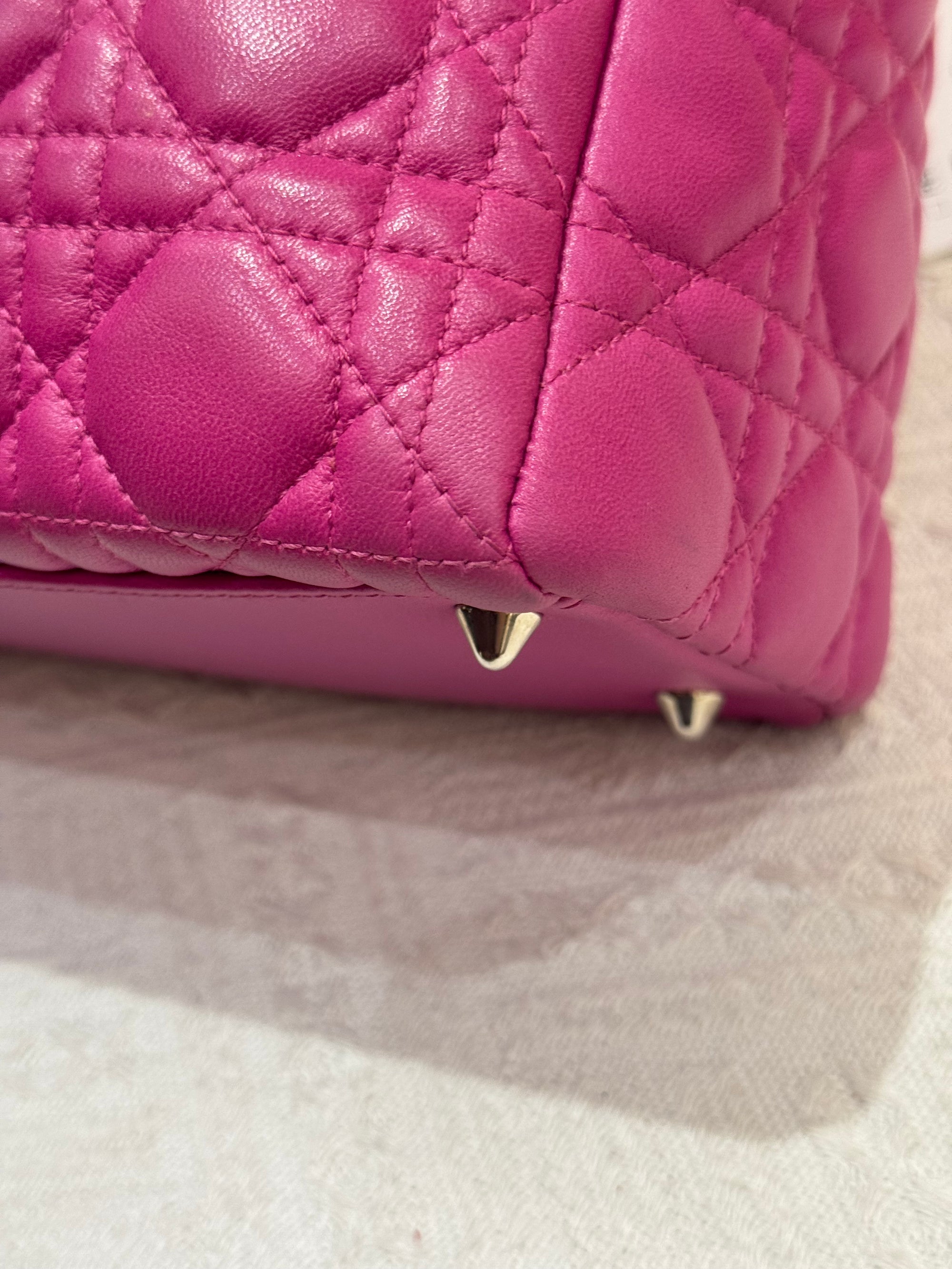 Lady Dior Medium Fuschia