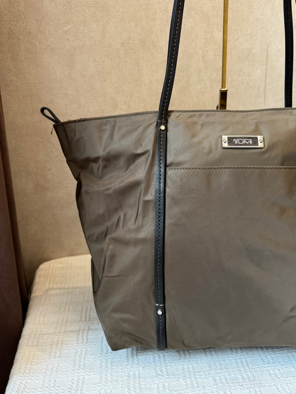 Tumi Totebag Olive