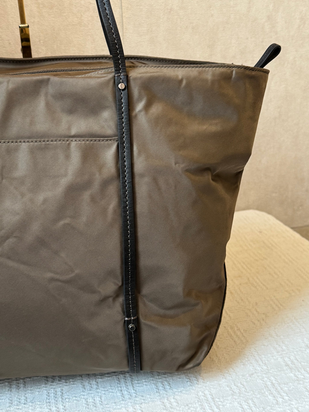 Tumi Totebag Olive