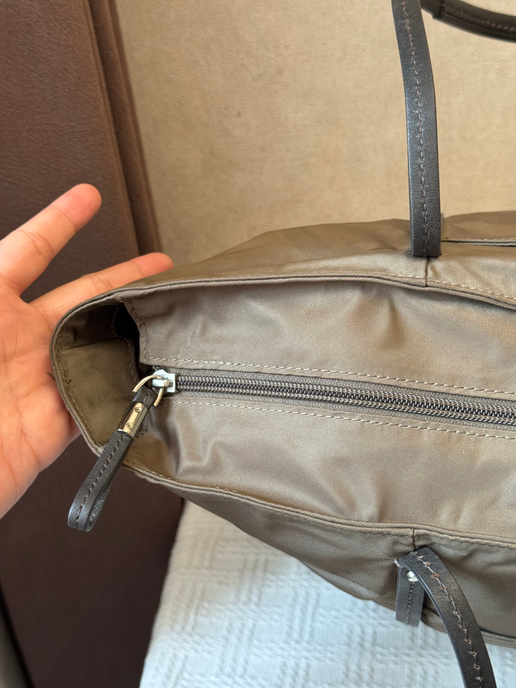 Tumi Totebag Olive