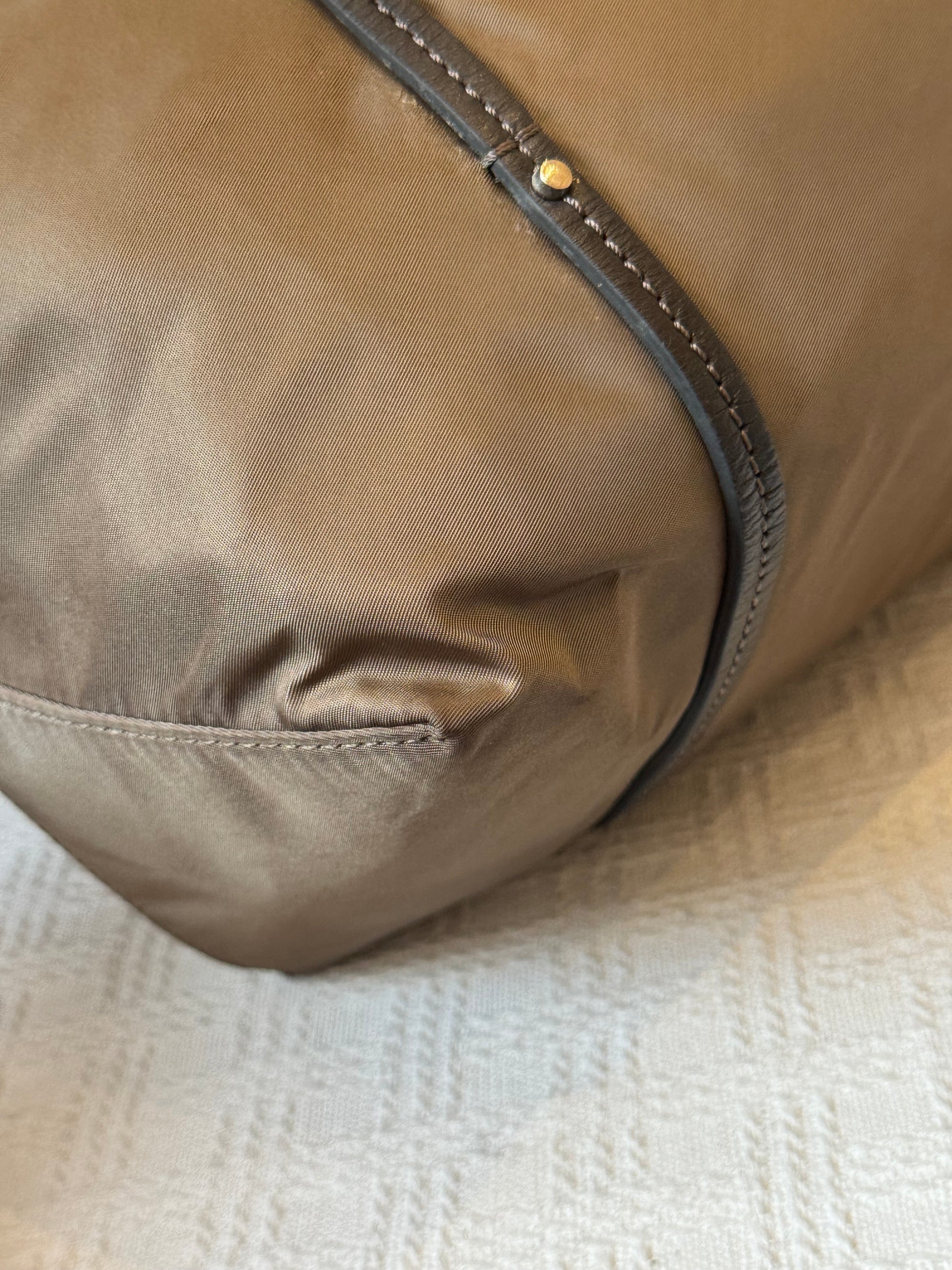 Tumi Totebag Olive