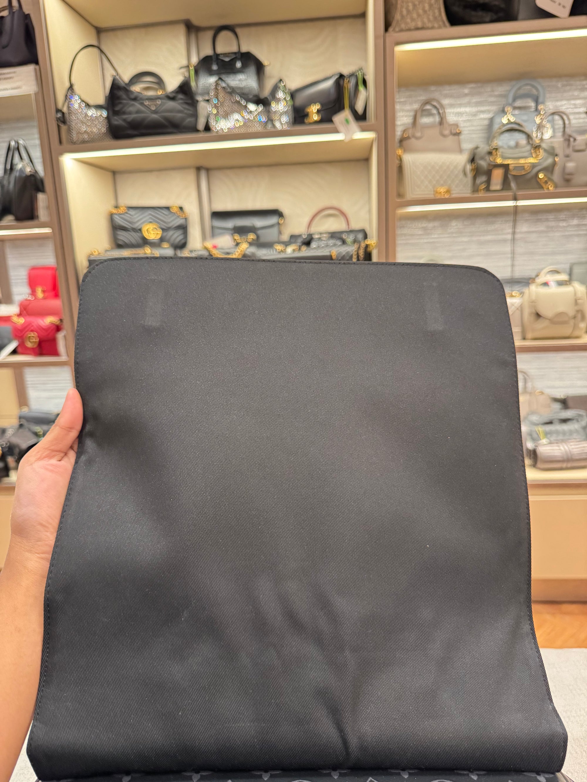 Louis Vuitton Mesenger Monogram Eclipse