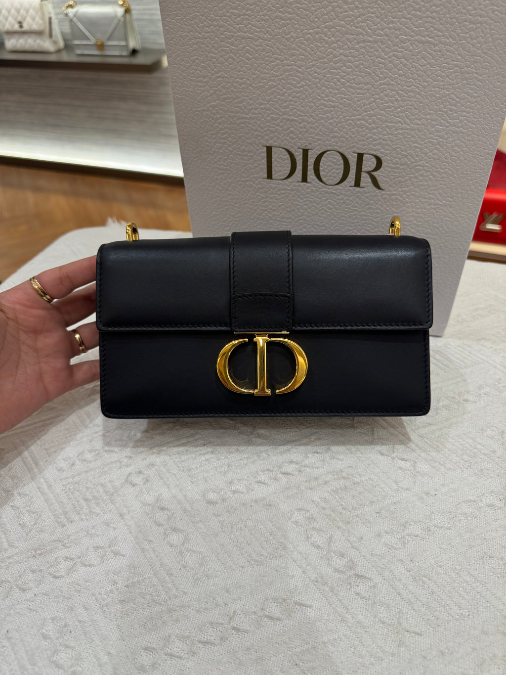 Dior Montaigne East West