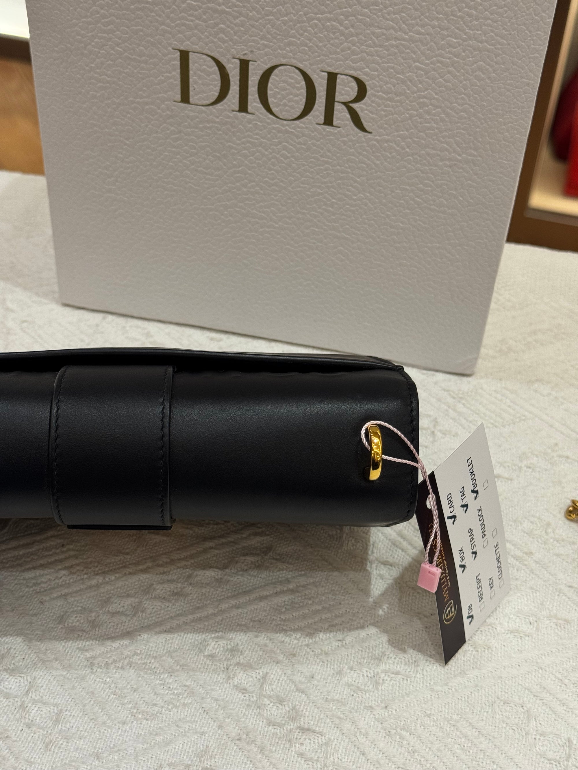 Dior Montaigne East West