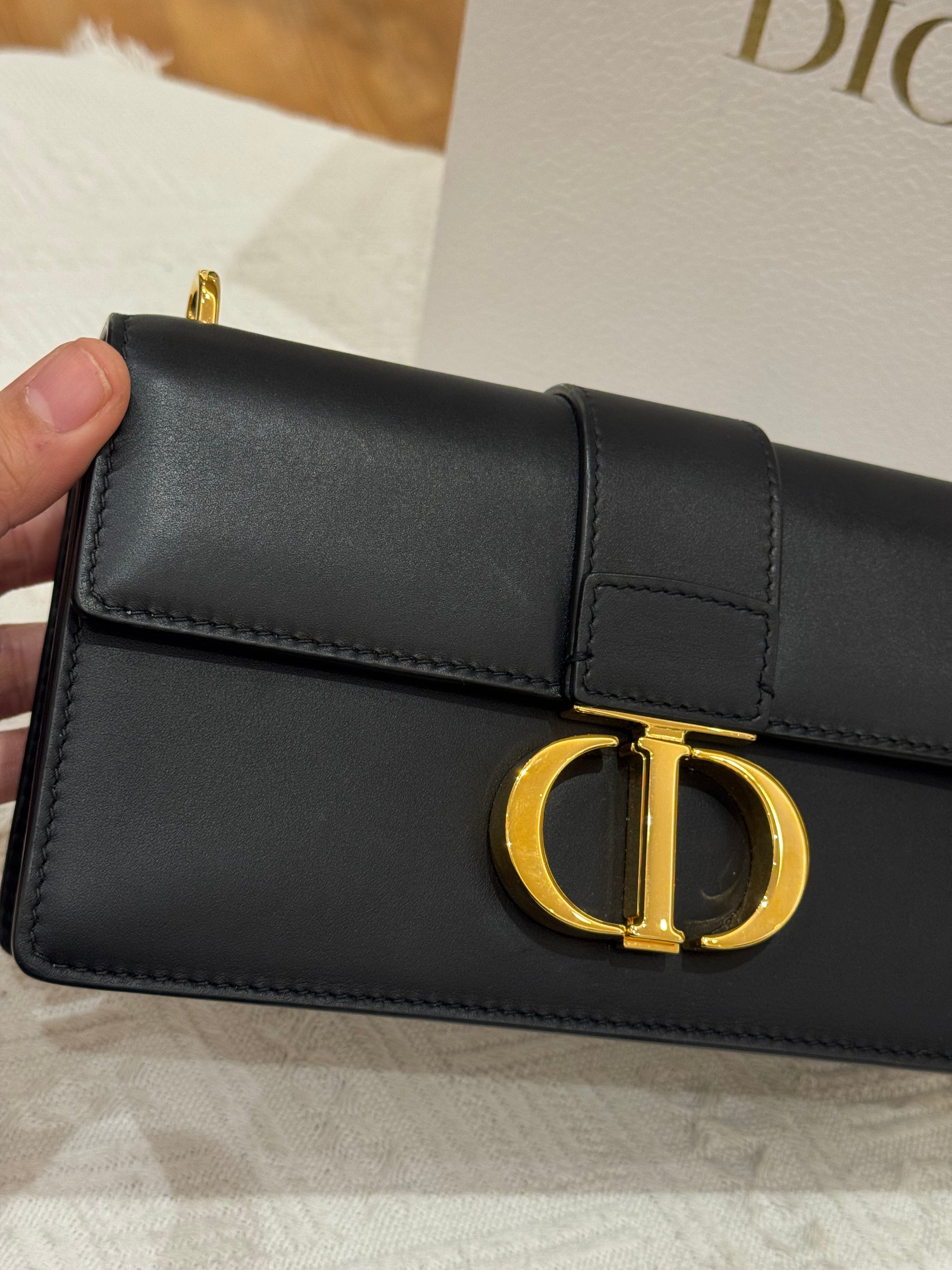 Dior Montaigne East West