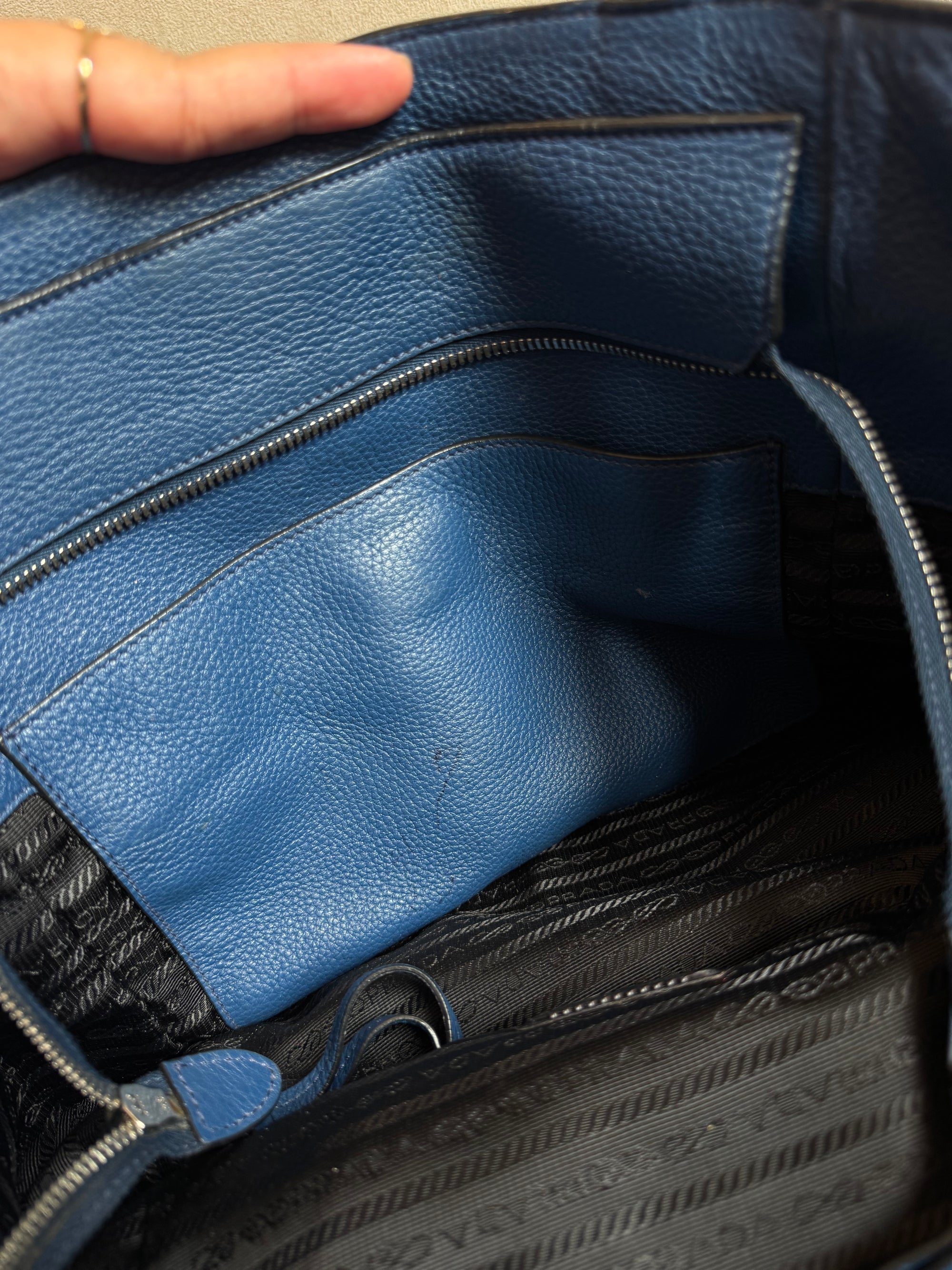 Prada Totebag Ziper Blue