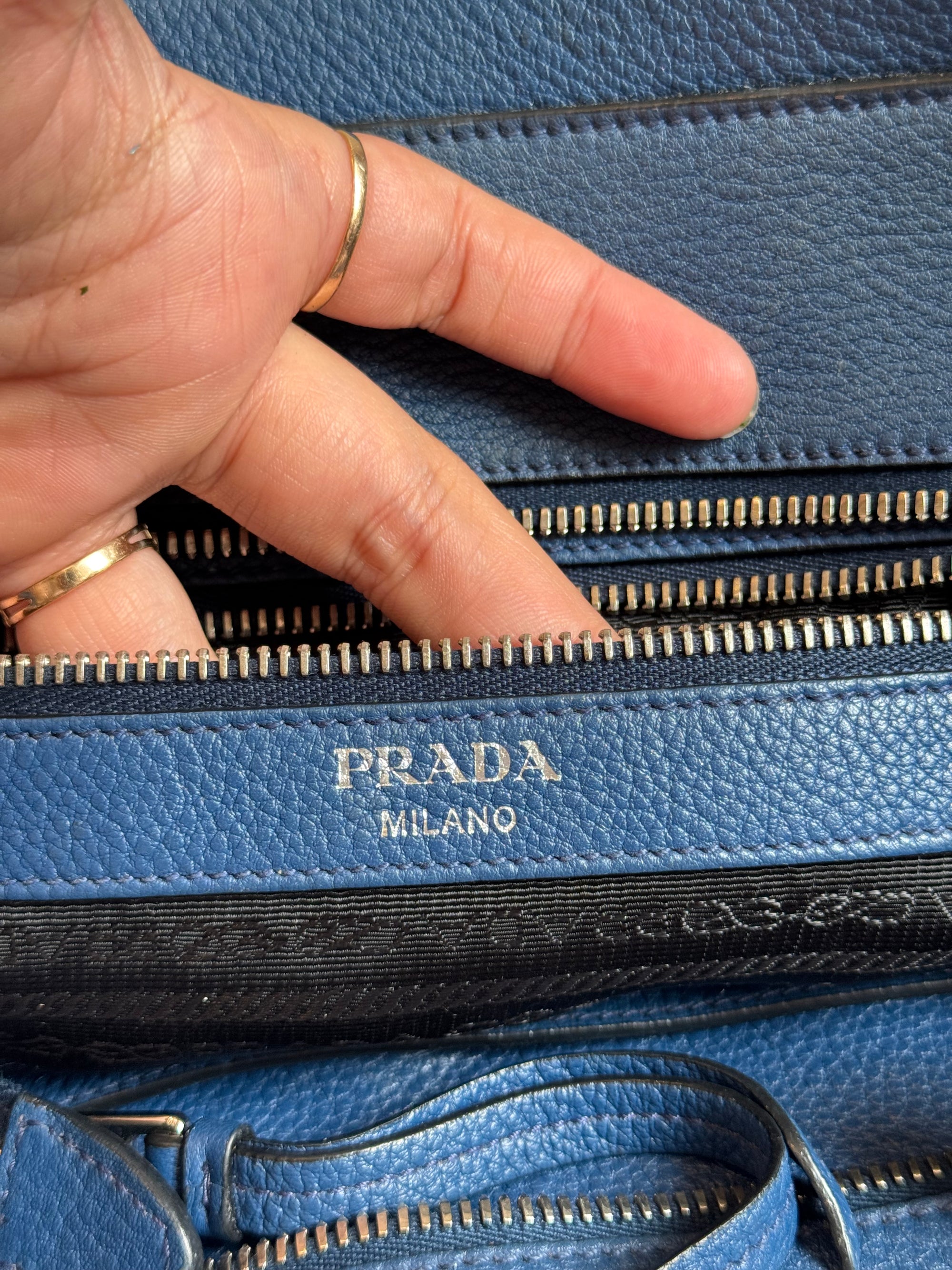 Prada Totebag Ziper Blue