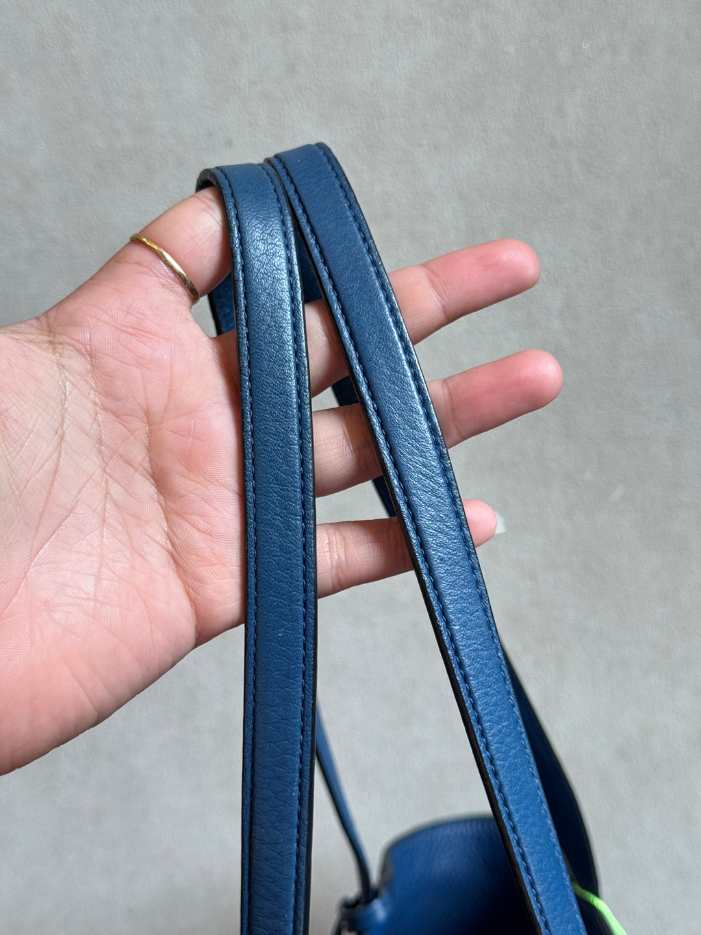Prada Totebag Ziper Blue