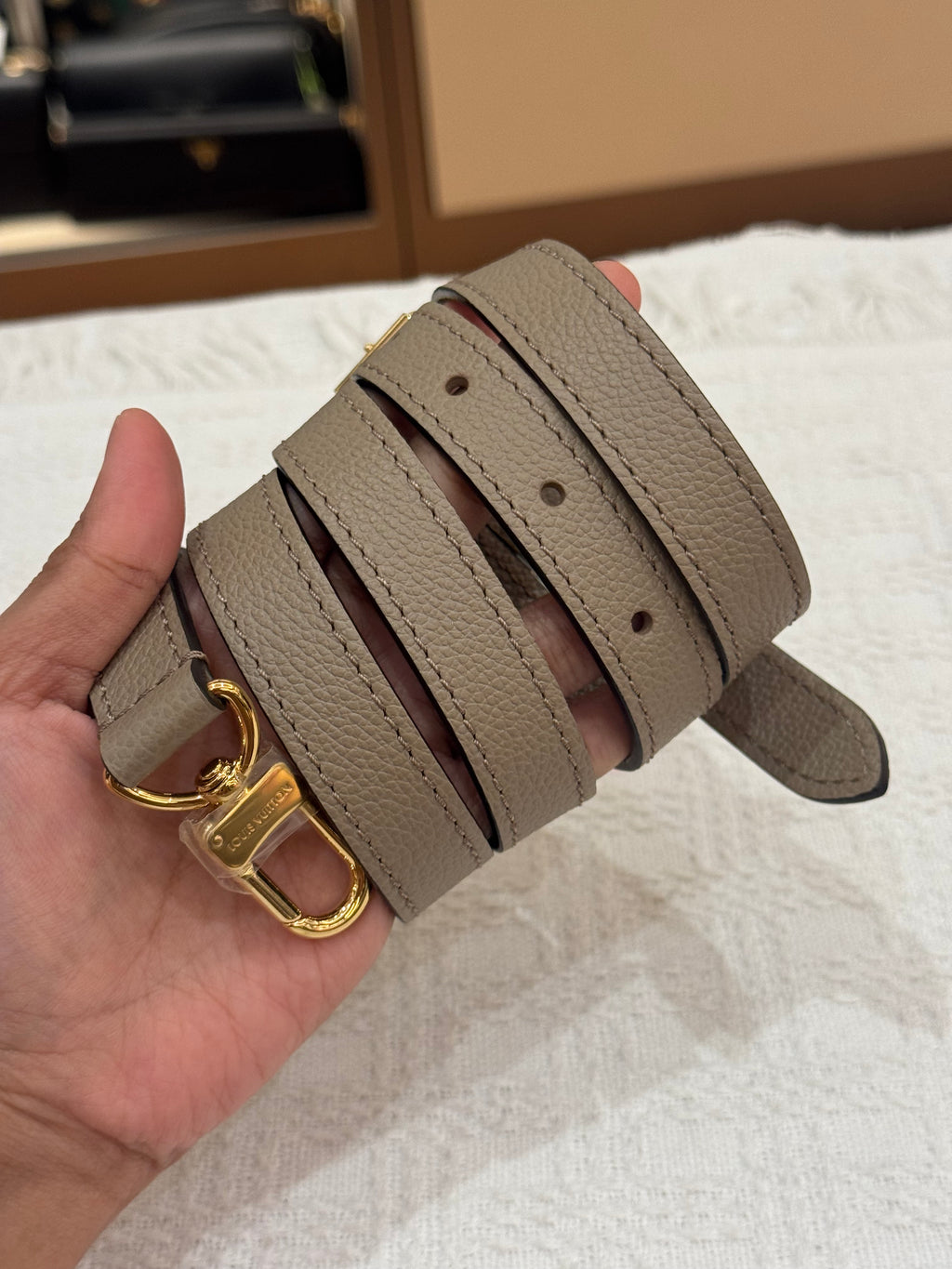 Louis Vuitton On The Go East West Bicolor Monogram Empriante