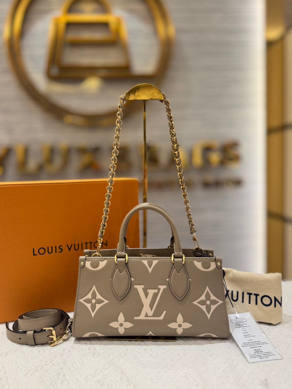 Louis Vuitton On The Go East West Bicolor Monogram Empriante