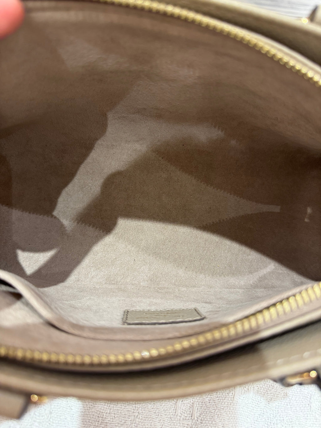 Louis Vuitton On The Go East West Bicolor Monogram Empriante