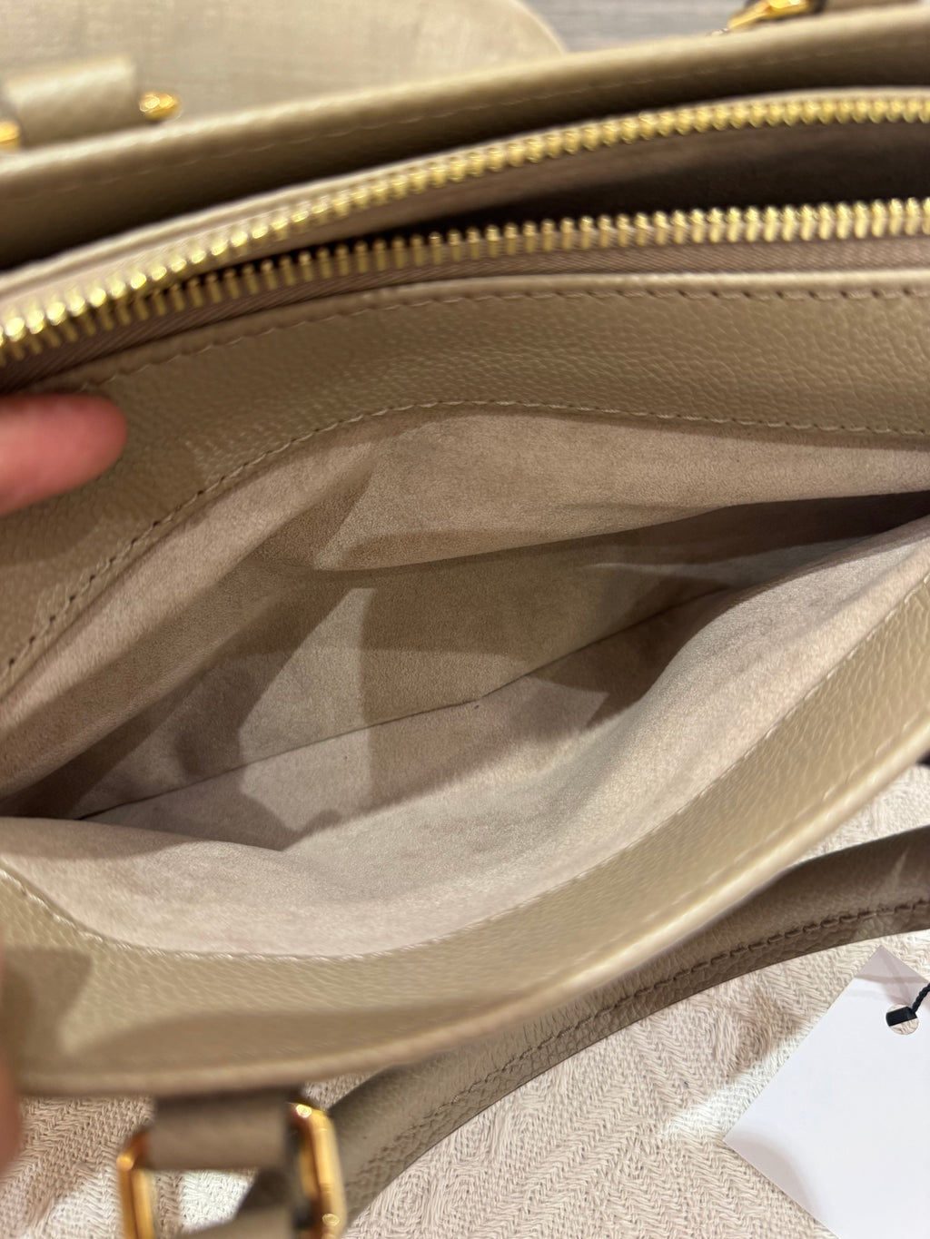 Louis Vuitton On The Go East West Bicolor Monogram Empriante