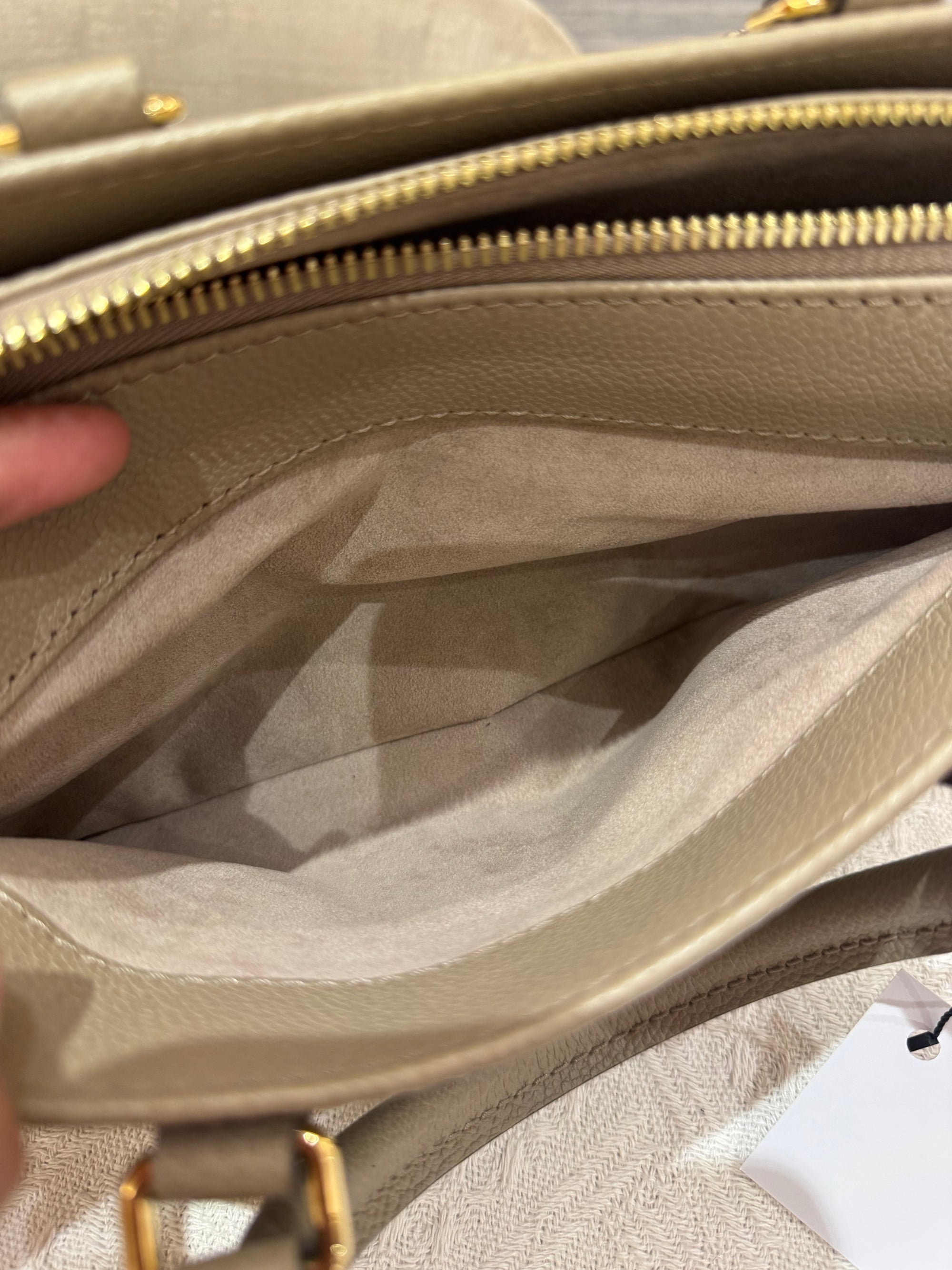 Louis Vuitton On The Go East West Bicolor Monogram Empriante
