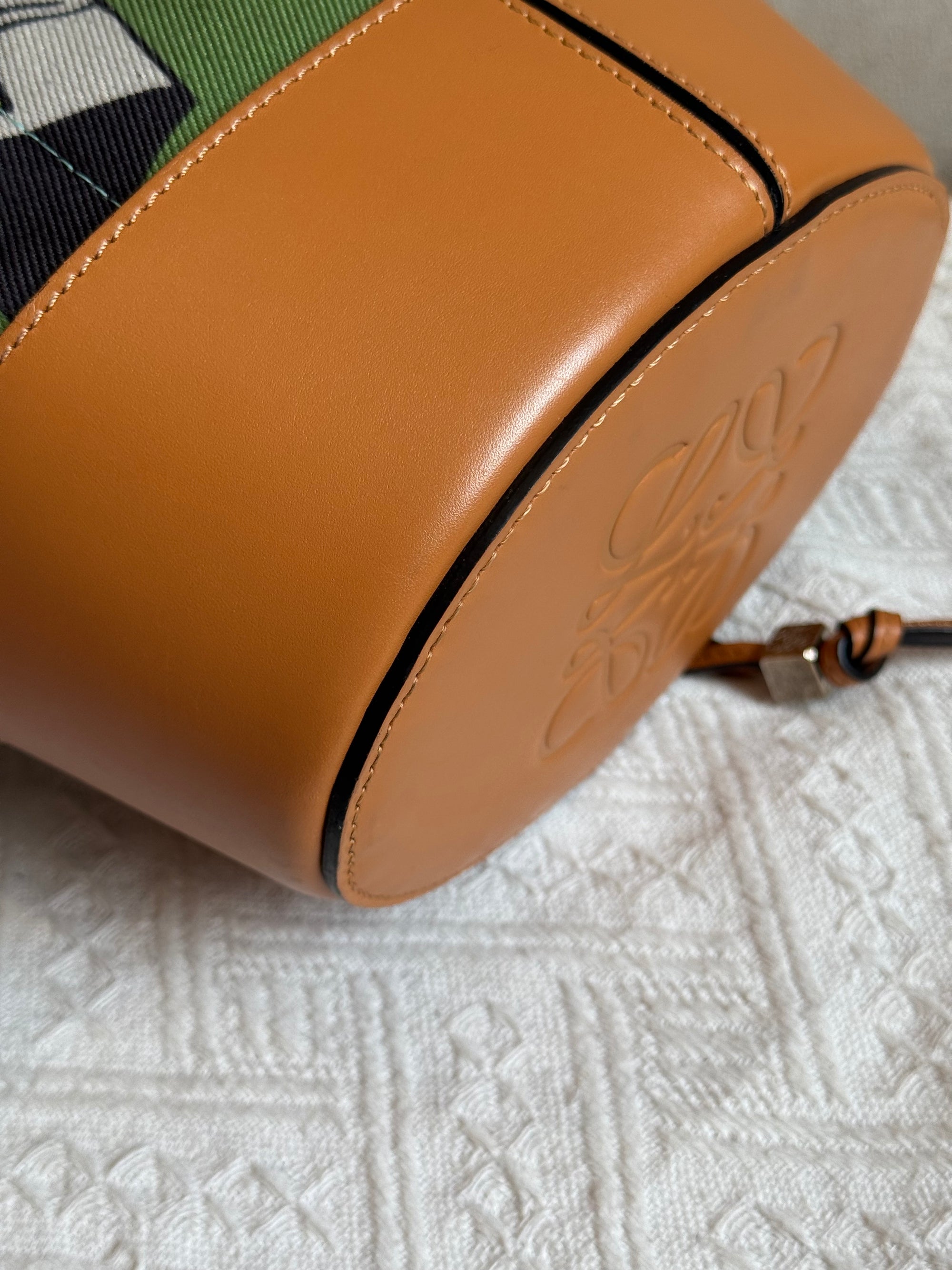 Loewe Baloon Bucket Canvas Multicolor