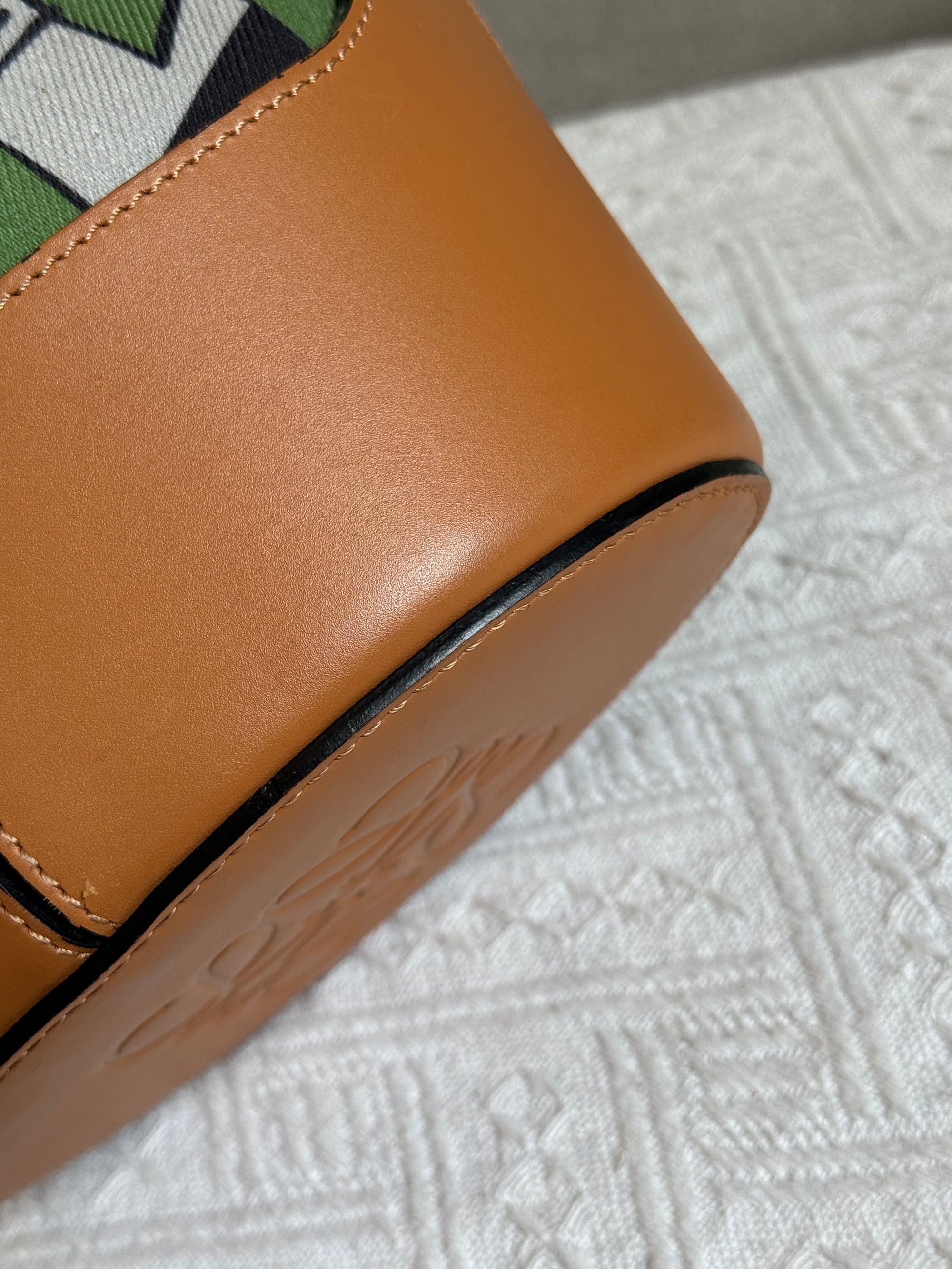 Loewe Baloon Bucket Canvas Multicolor