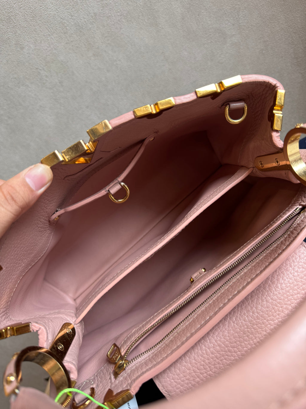Louis Vuitton Cappucines