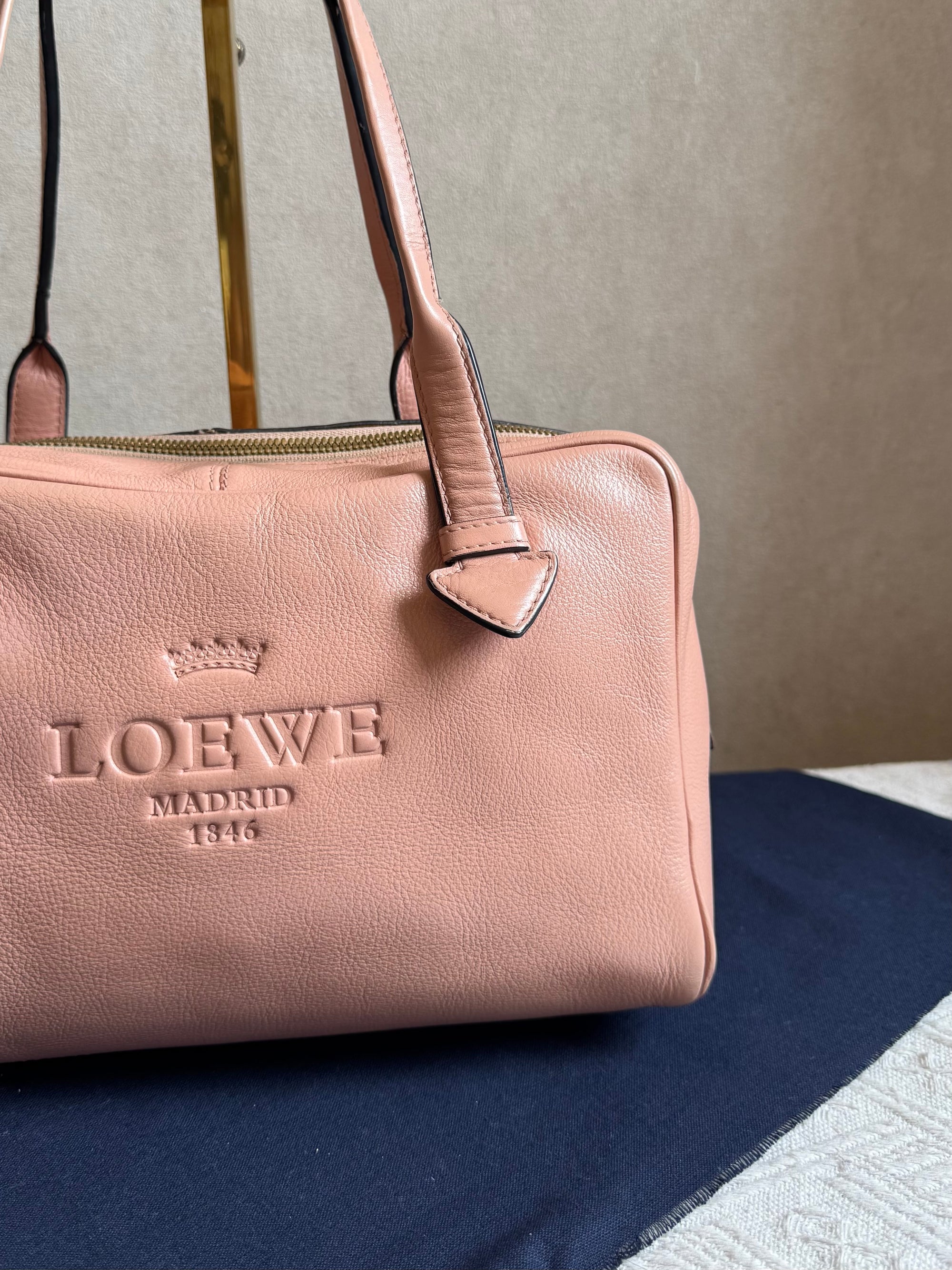 Loewe Heritage Boston