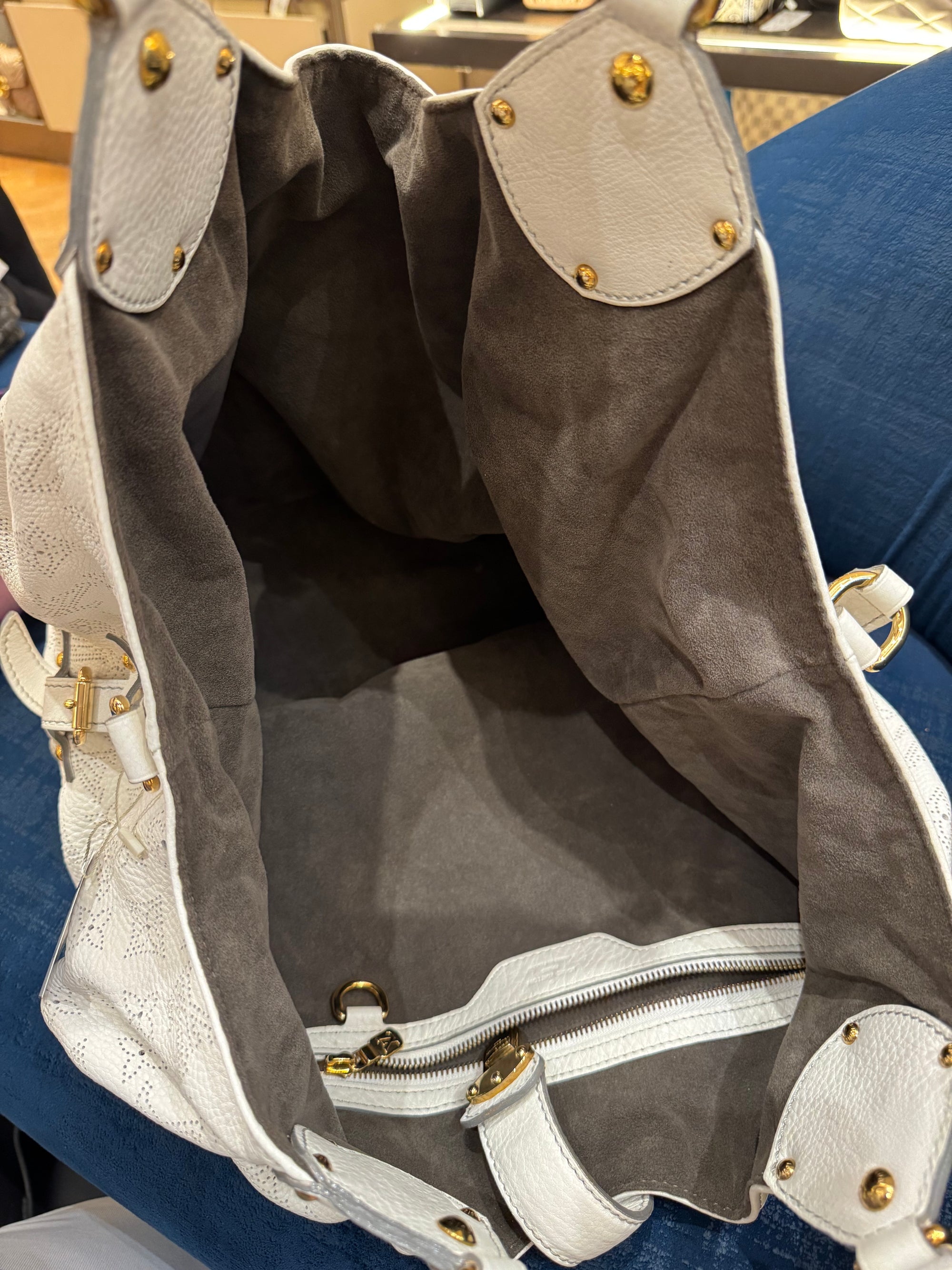 Louis Vuitton Mahina Hobo White