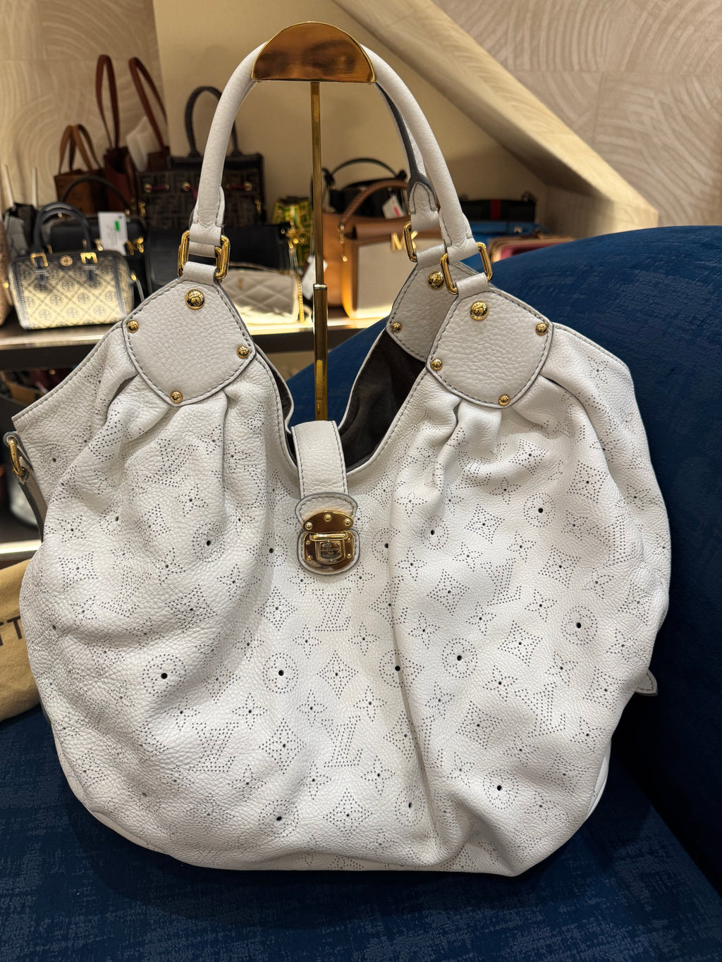 Louis Vuitton Mahina Hobo White