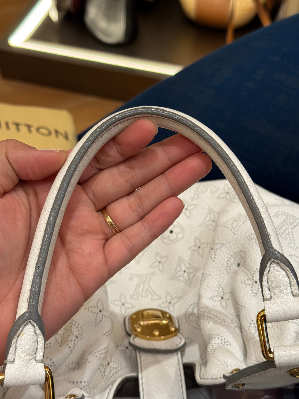Louis Vuitton Mahina Hobo White
