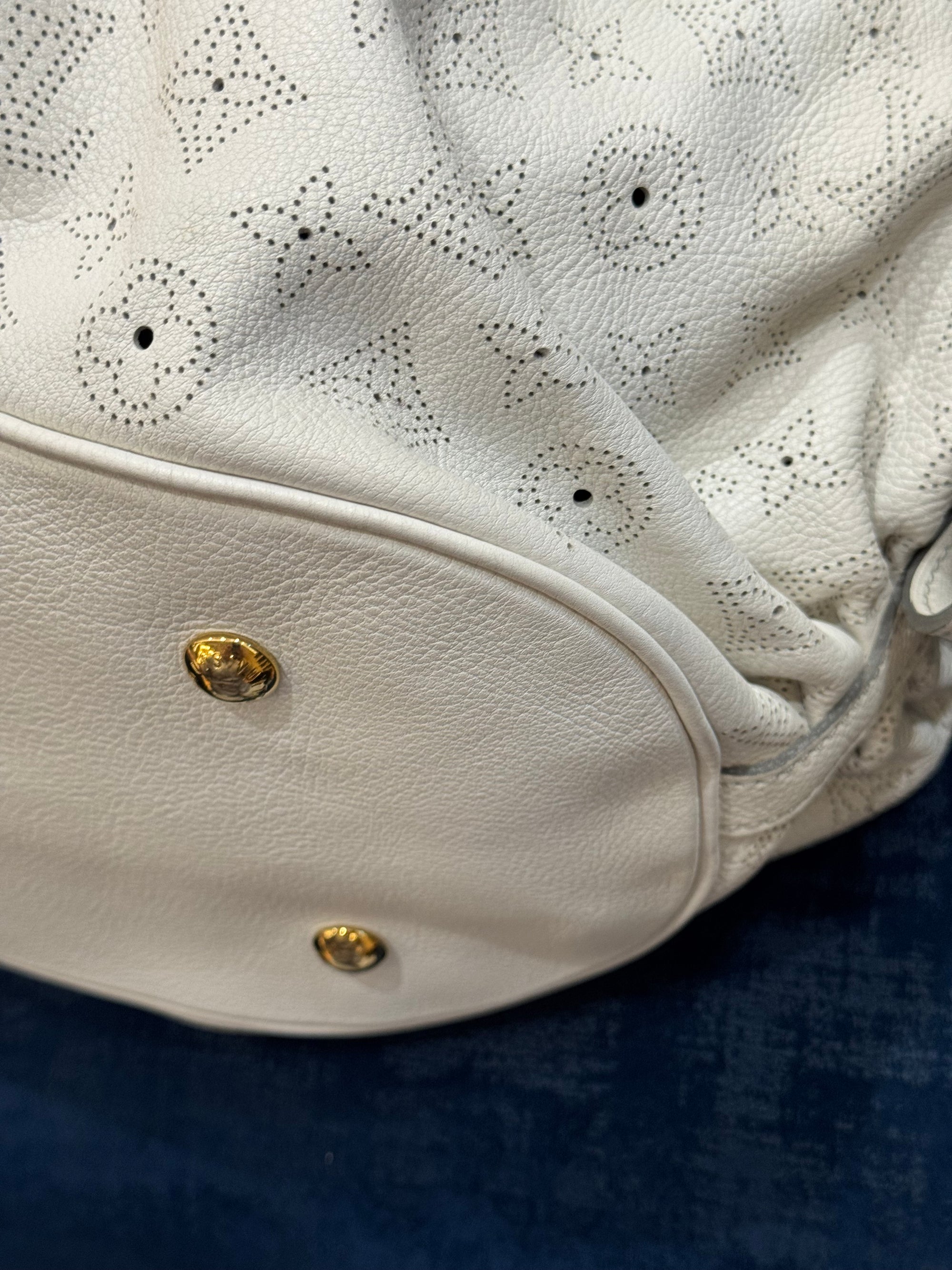 Louis Vuitton Mahina Hobo White