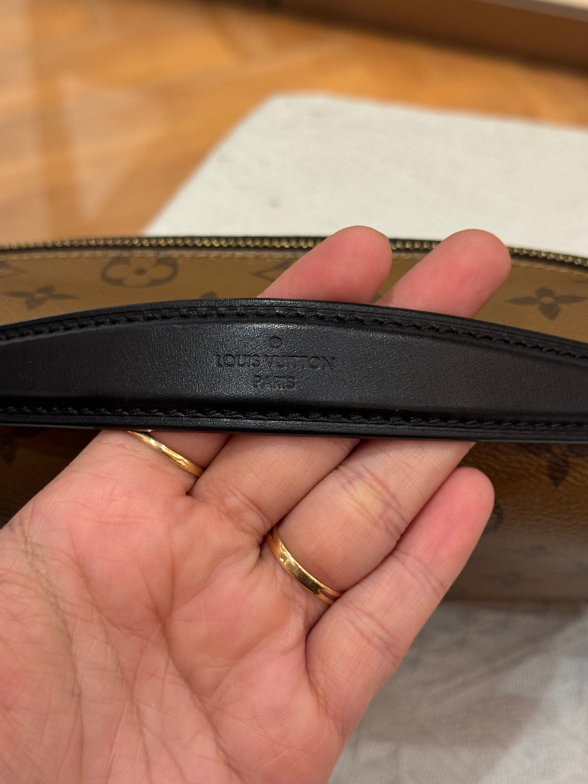 Louis Vuitton Metis Monogram Reverse