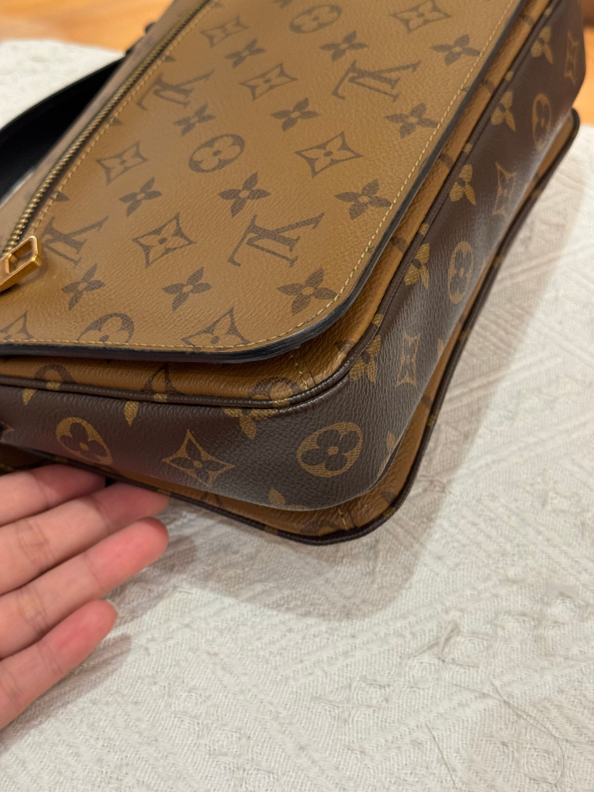 Louis Vuitton Metis Monogram Reverse