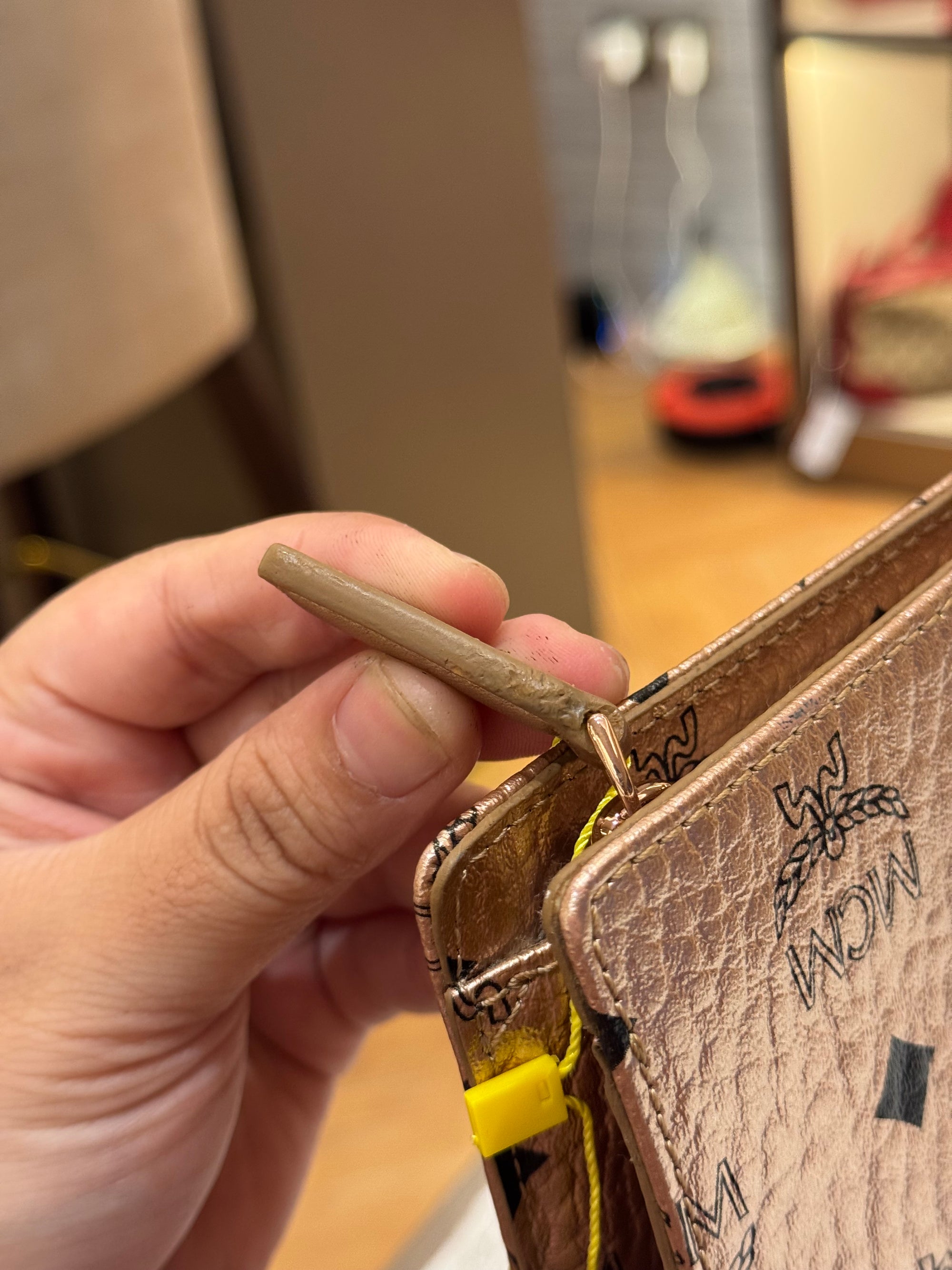 MCM Clutch Rose Gold