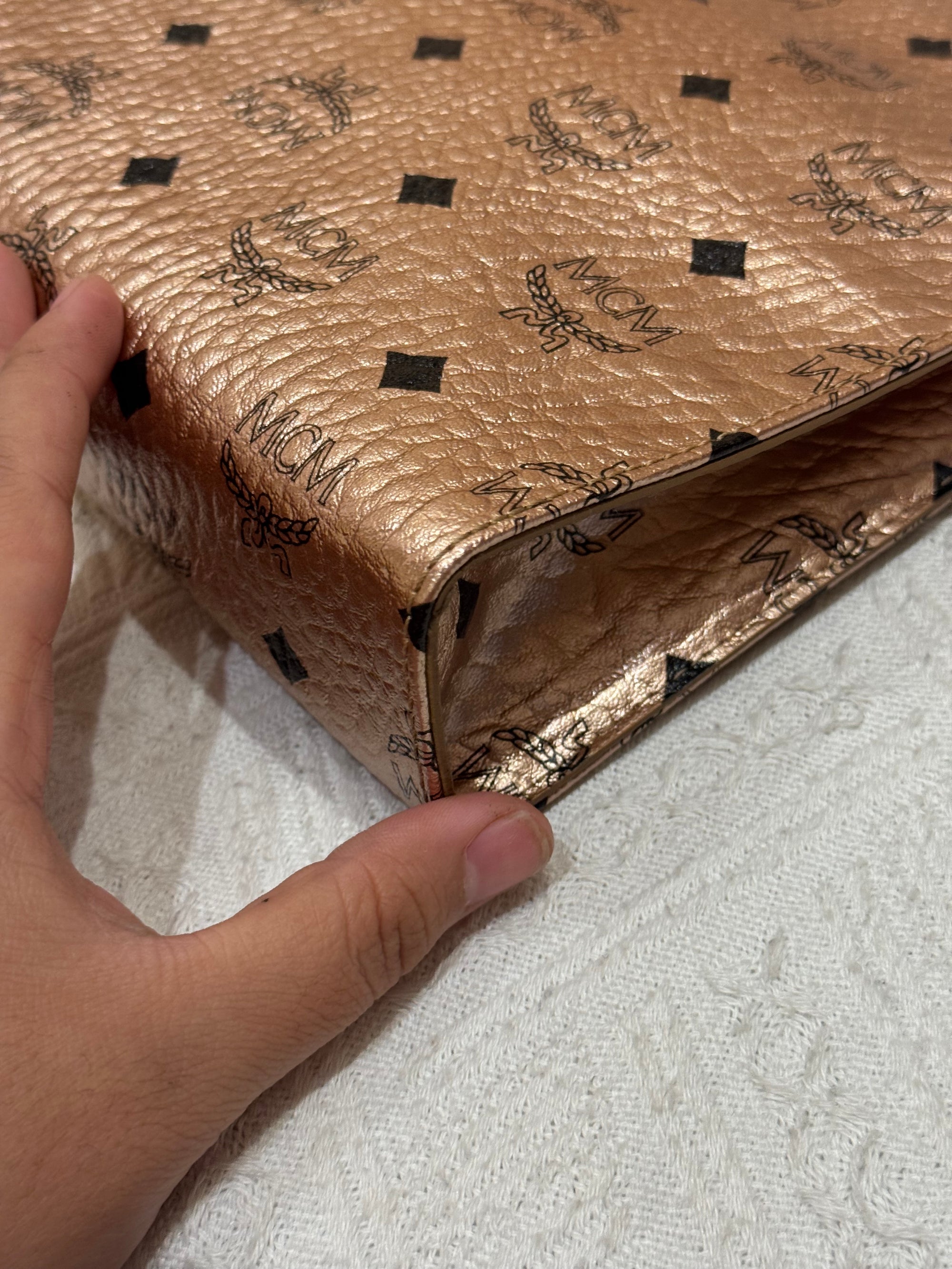 MCM Clutch Rose Gold