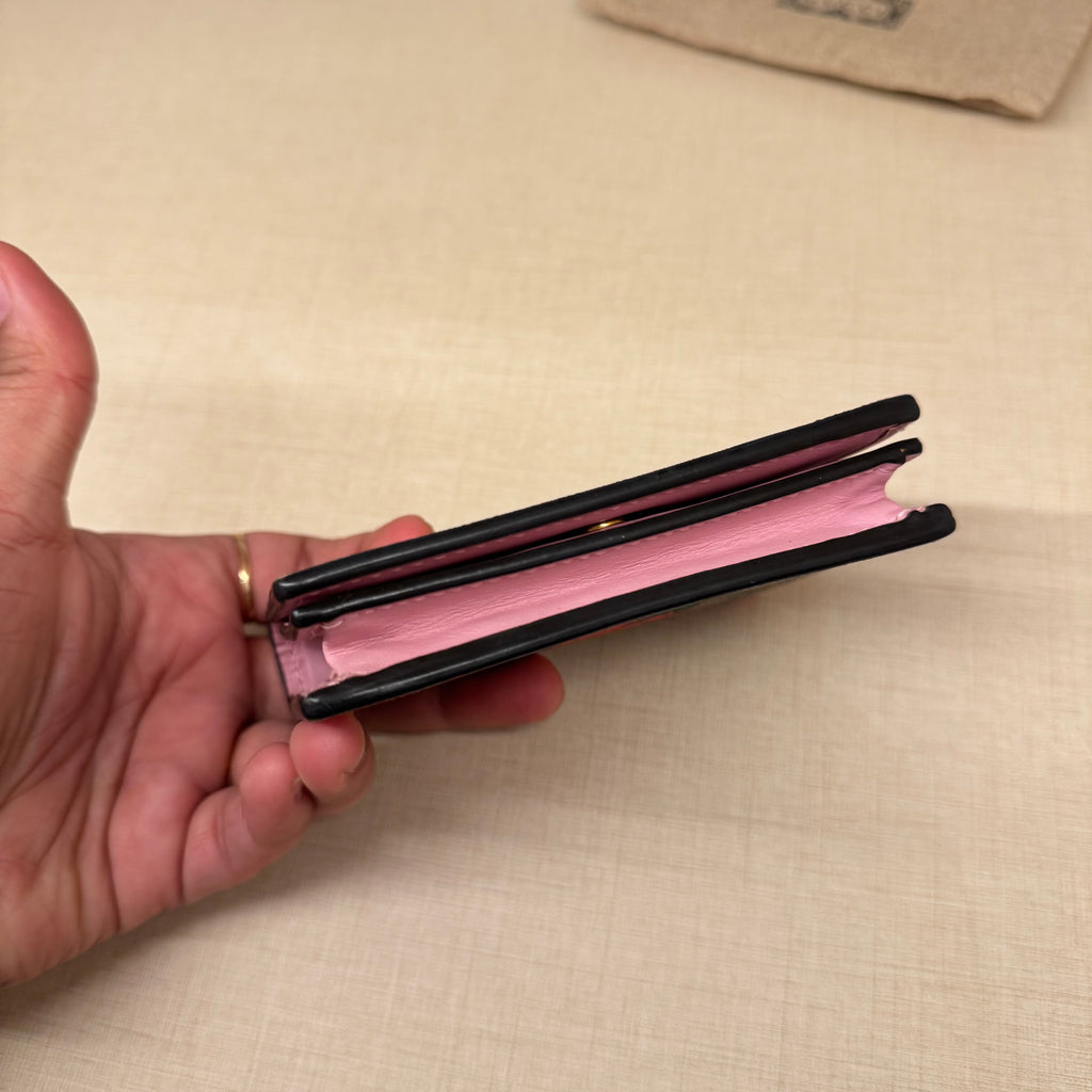 Gucci Compact Wallet Strawberry
