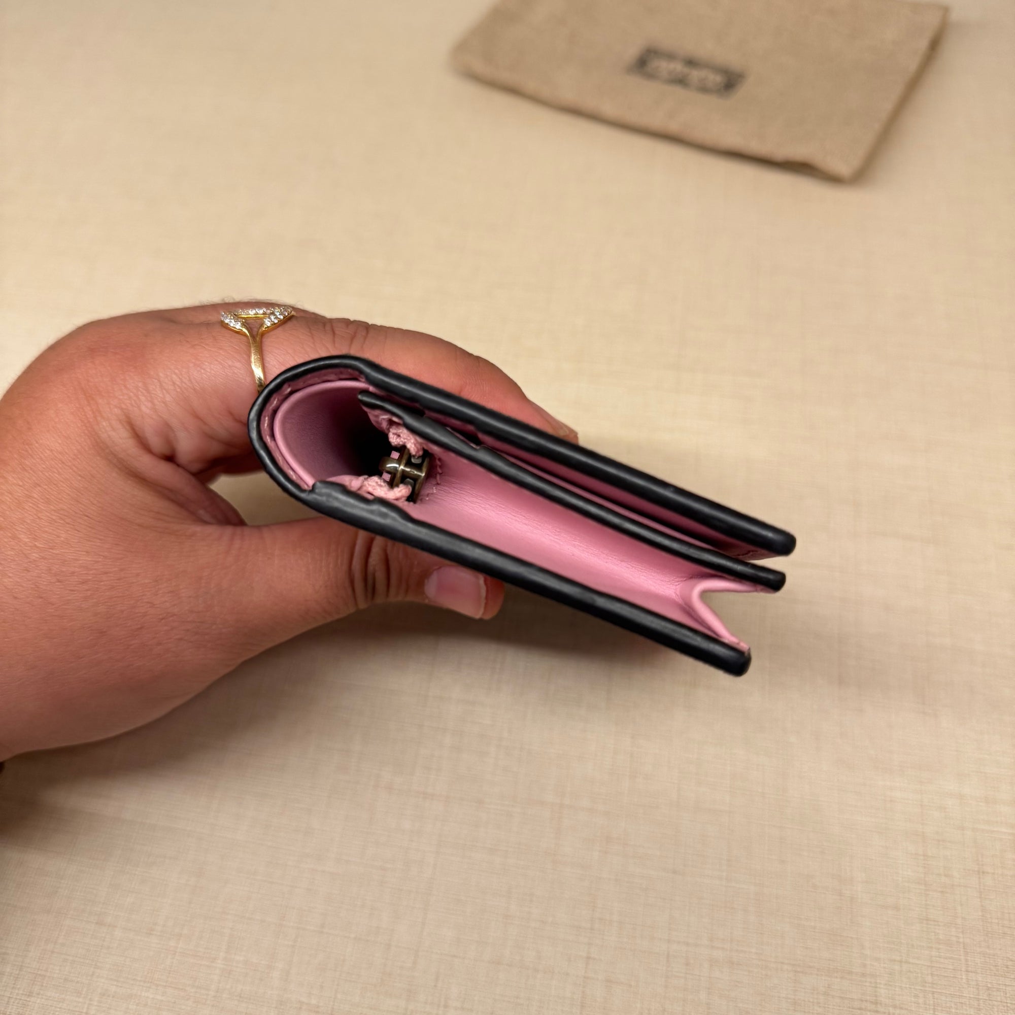 Gucci Compact Wallet Strawberry