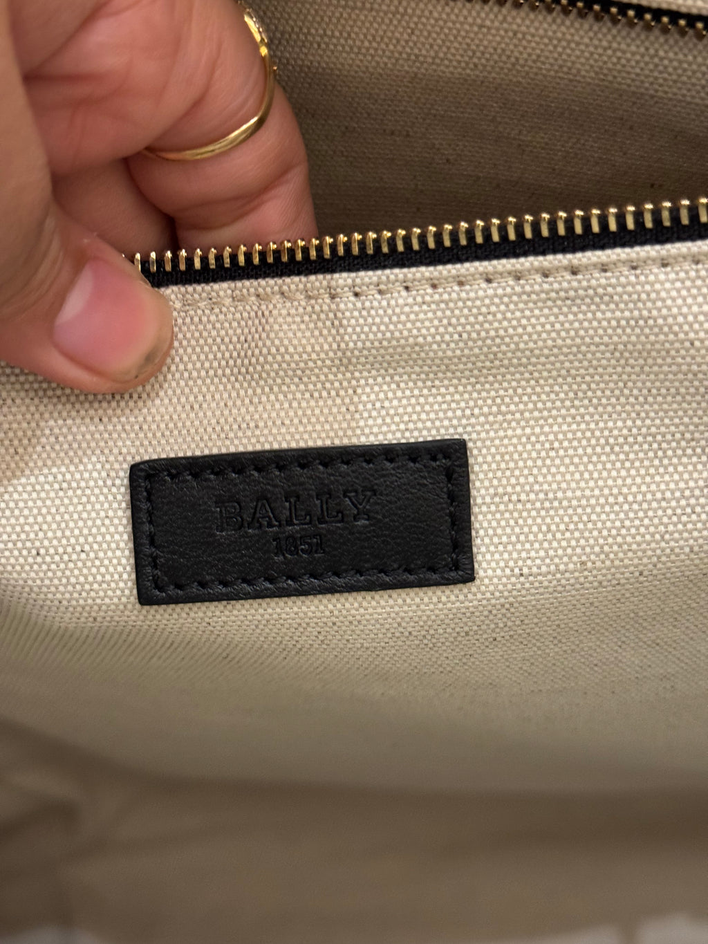 Bally Totebag Canvas