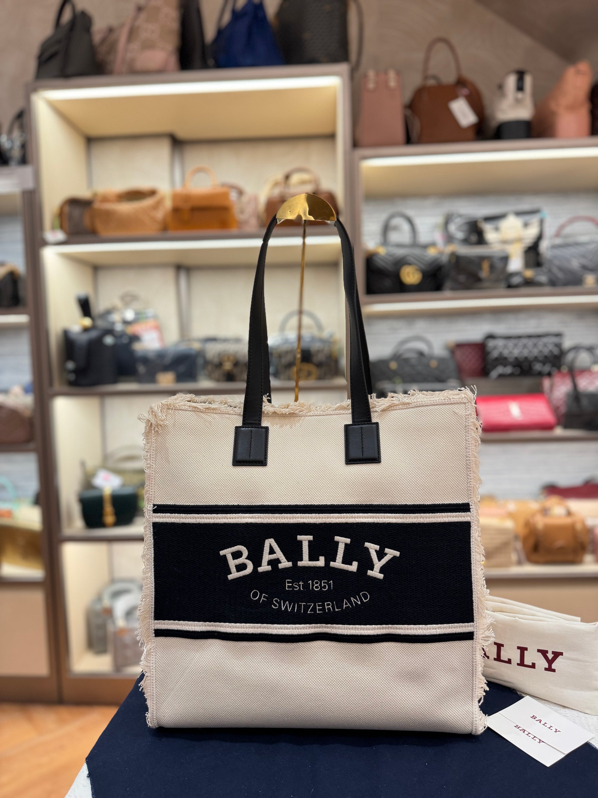 Bally Totebag Canvas