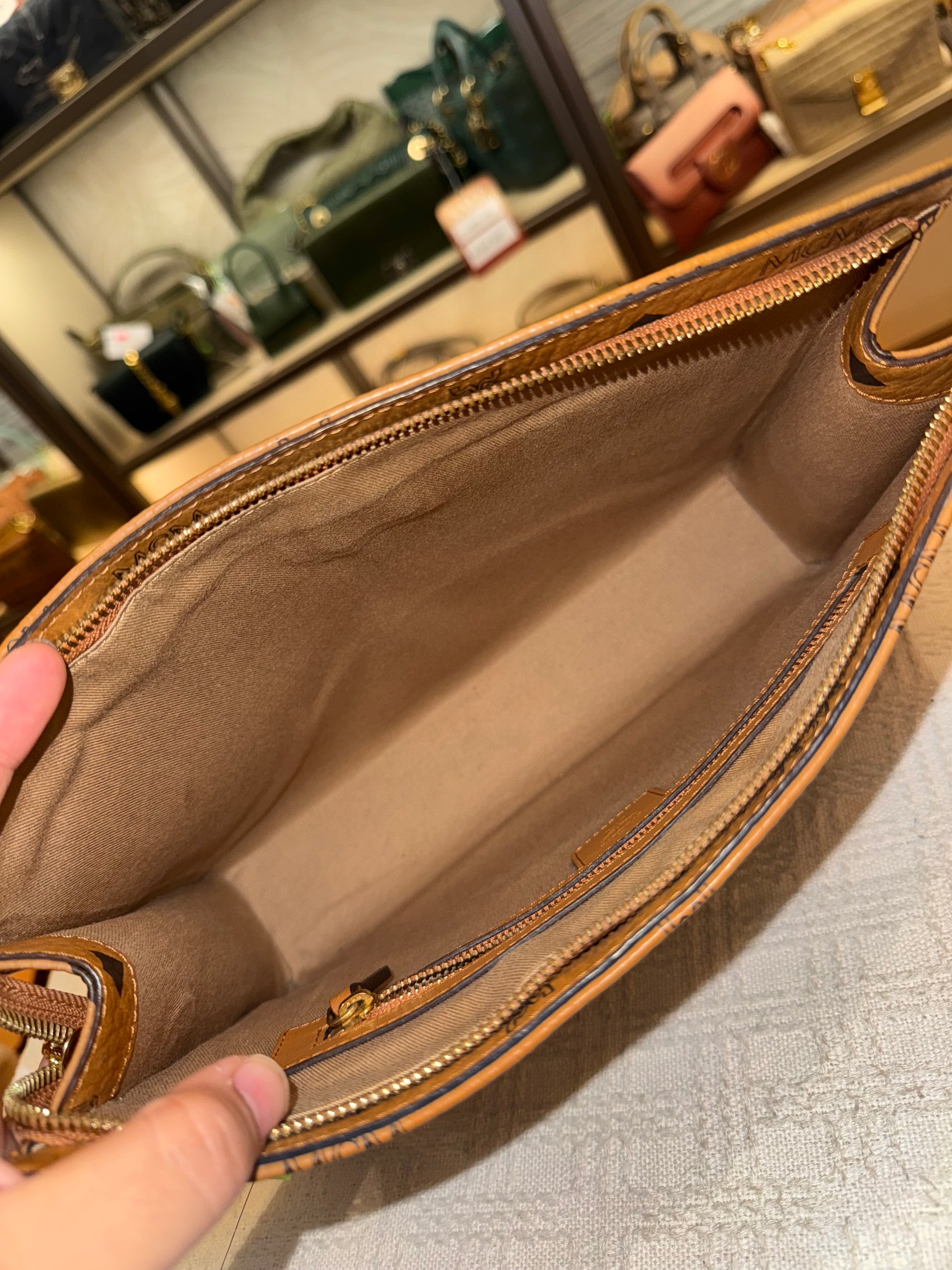 MCM Clutch Cognac