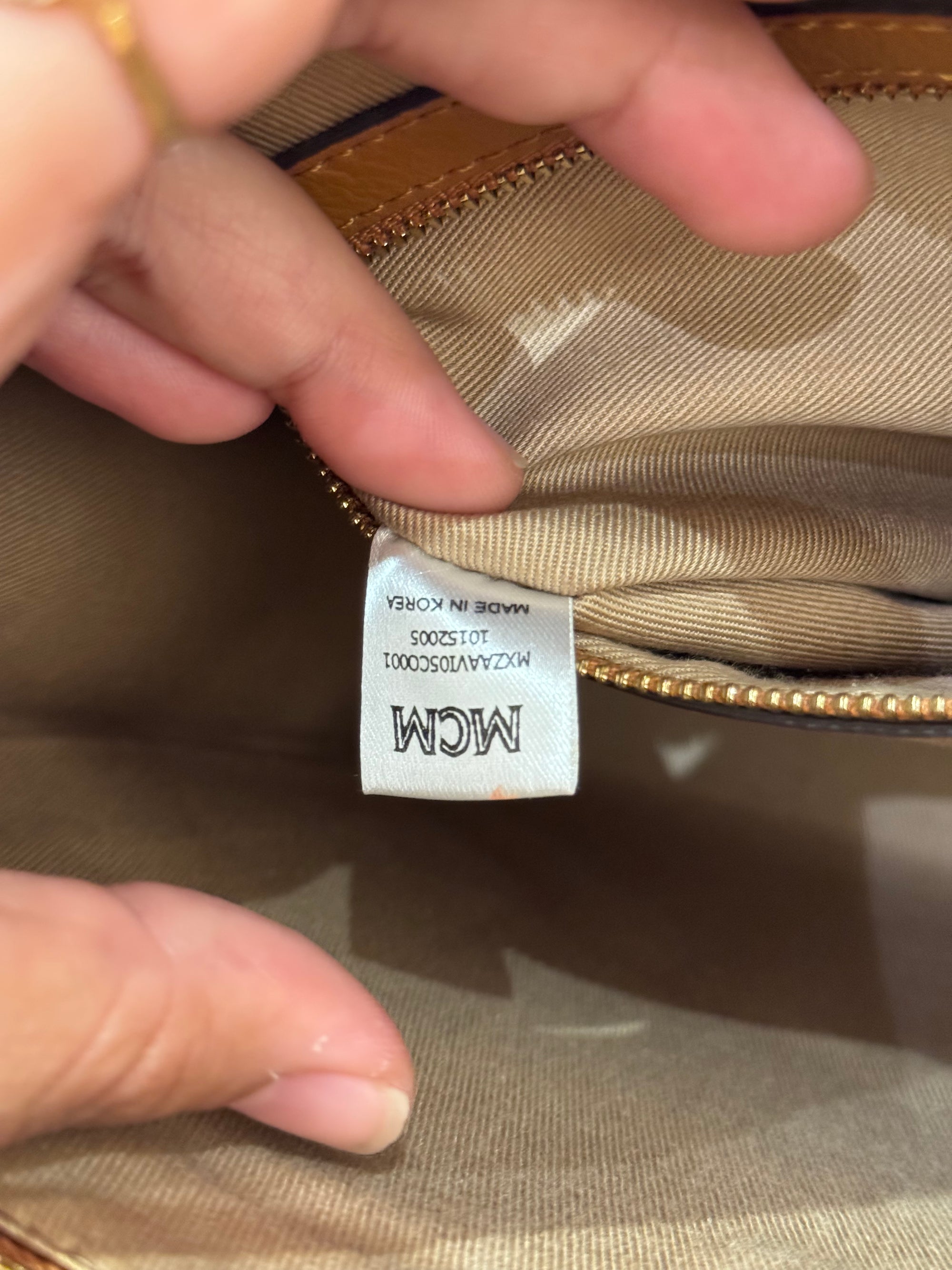 MCM Clutch Cognac
