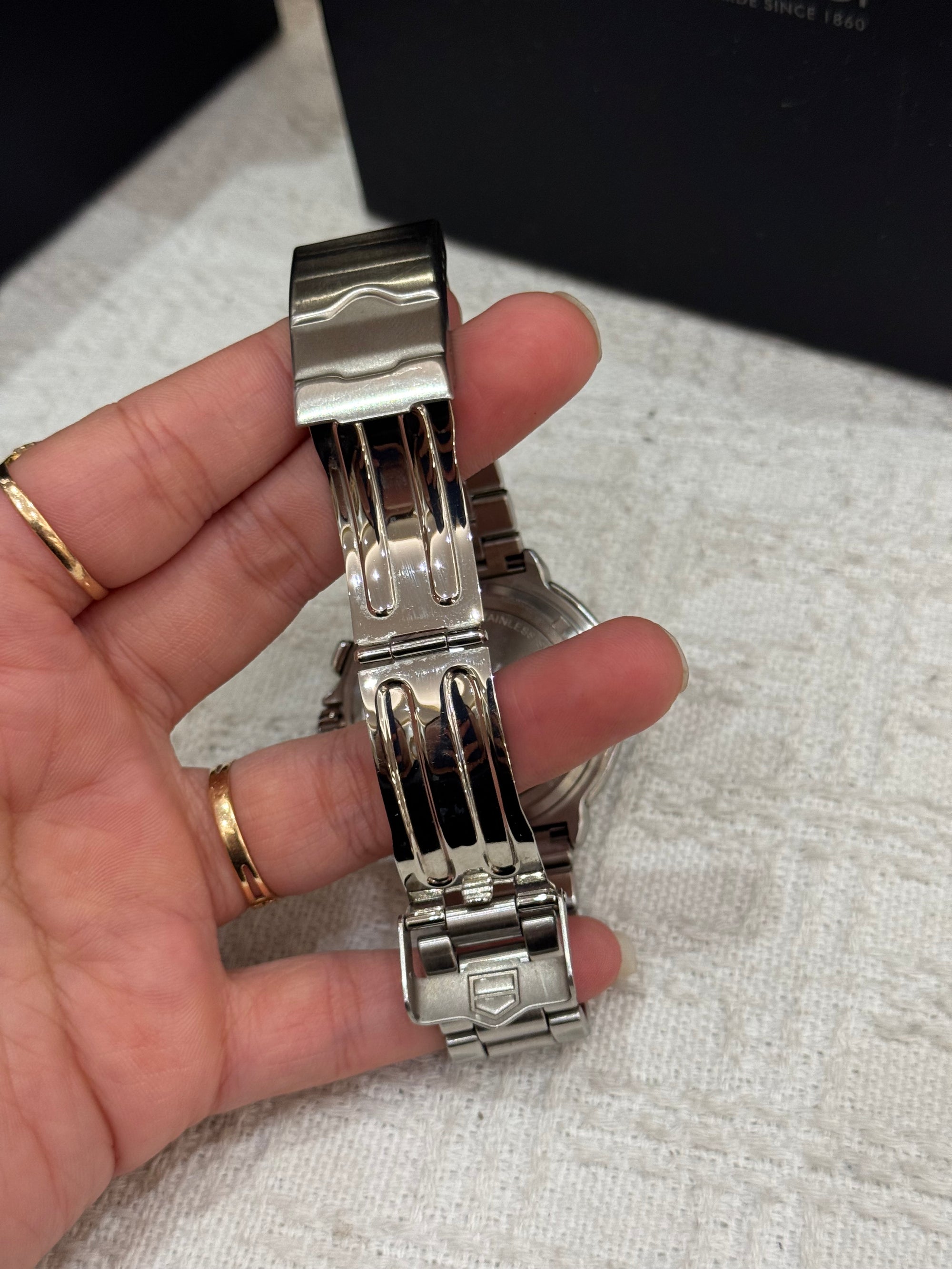 Tag Heuer Formula 1 Chain Silver Dial Black