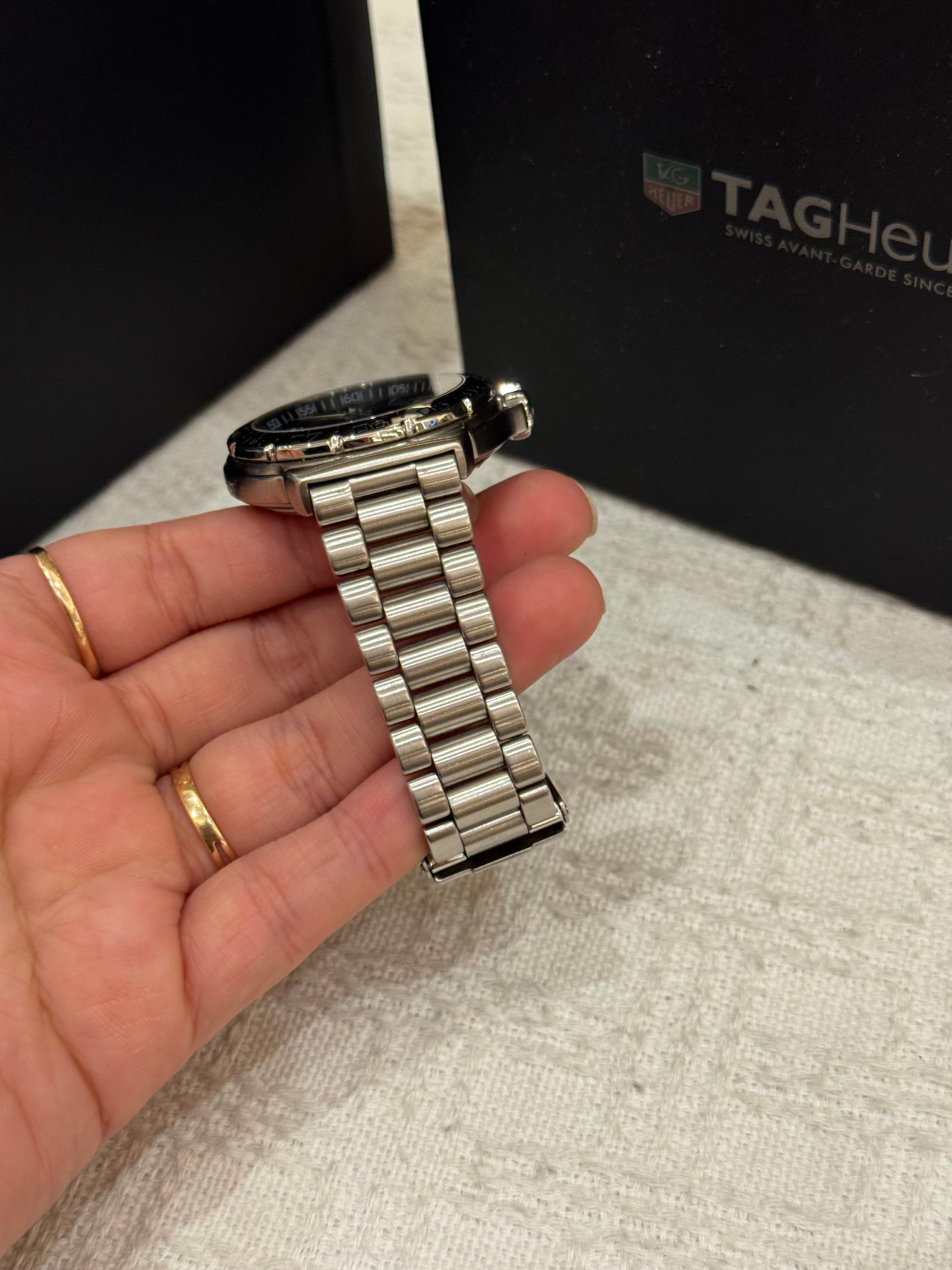 Tag Heuer Formula 1 Chain Silver Dial Black