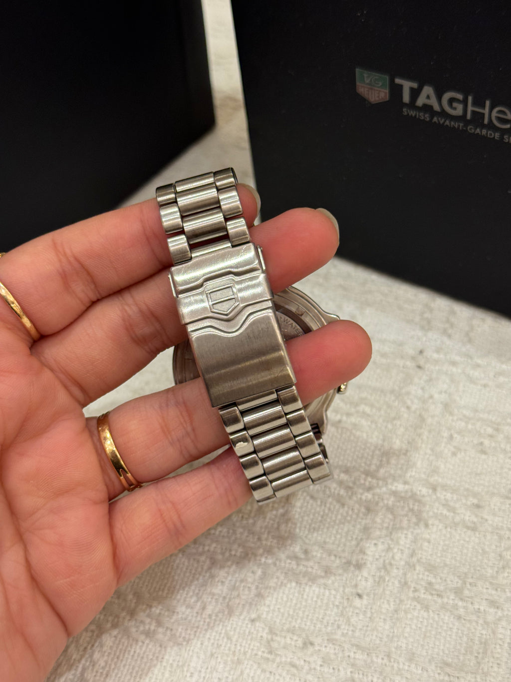 Tag Heuer Formula 1 Chain Silver Dial Black