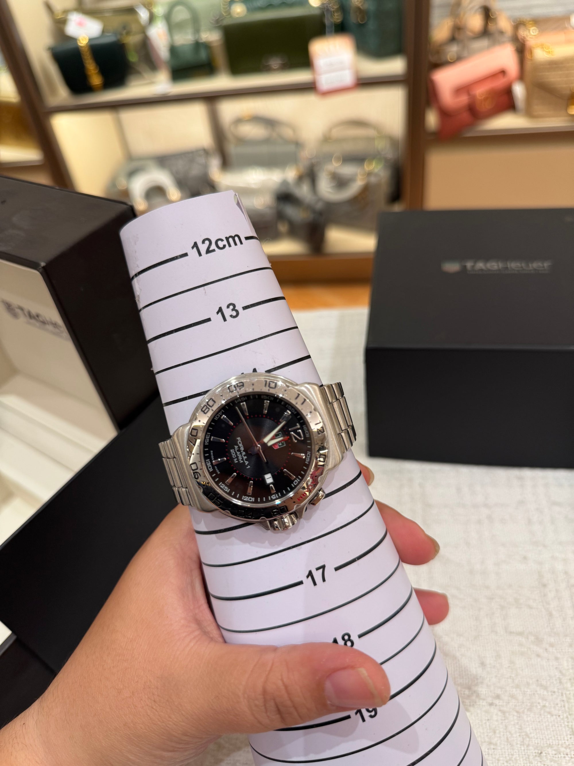 Tag Heuer Formula 1 Chain Silver Dial Black