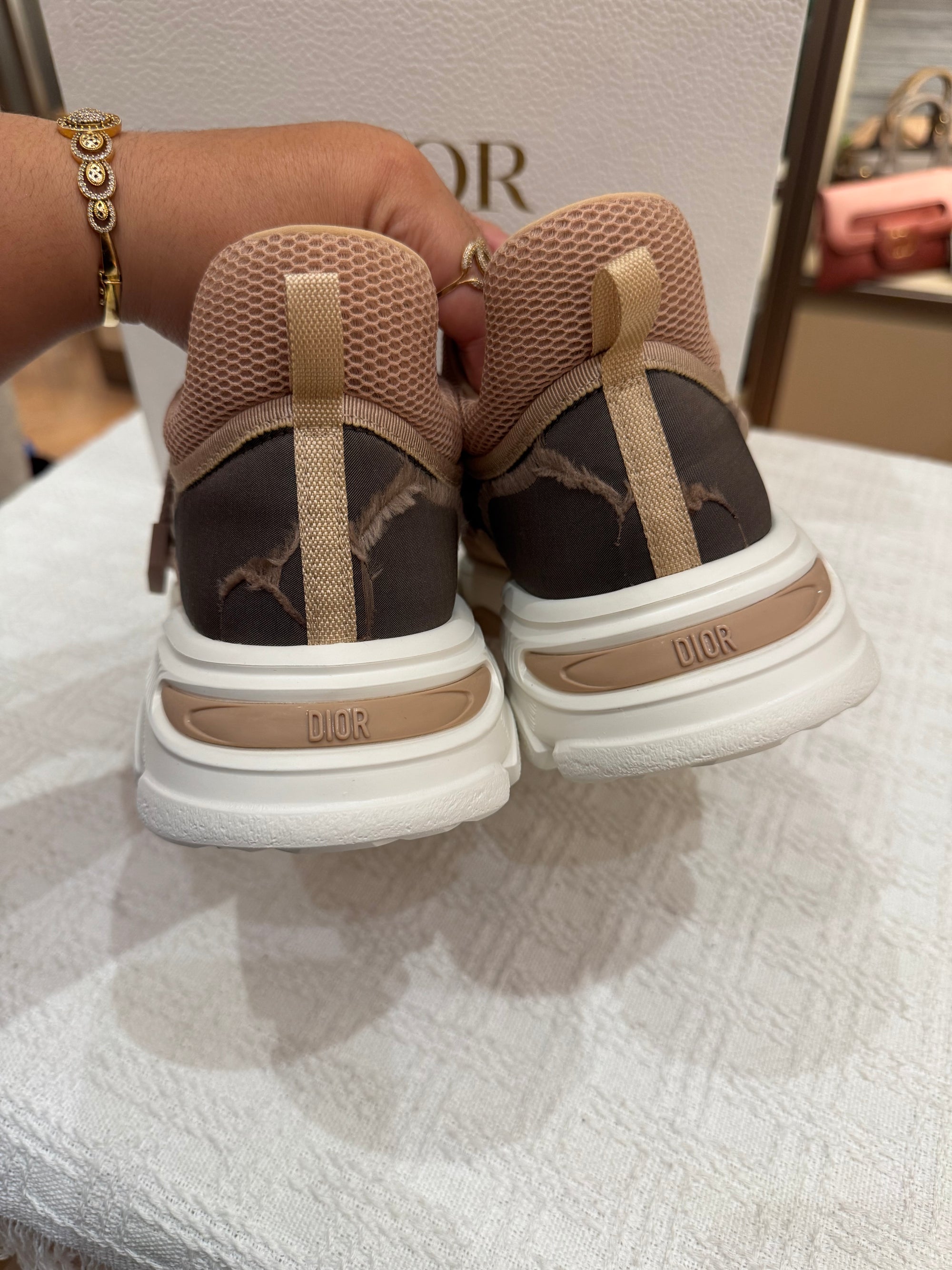Dior D-Wander Sneakers Nude
