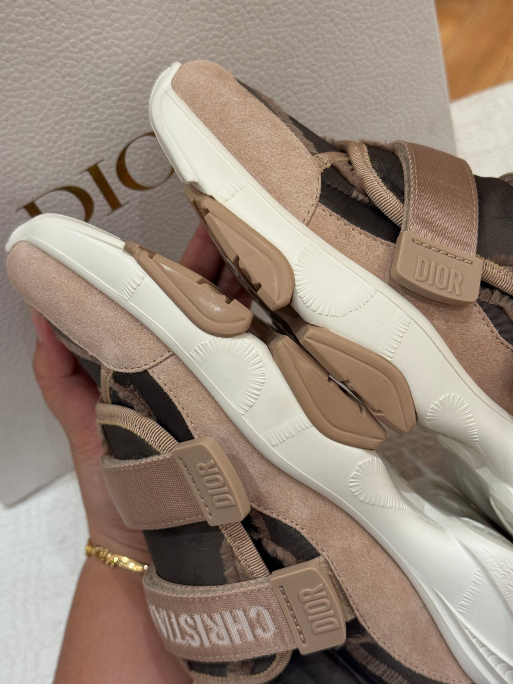 Dior D-Wander Sneakers Nude
