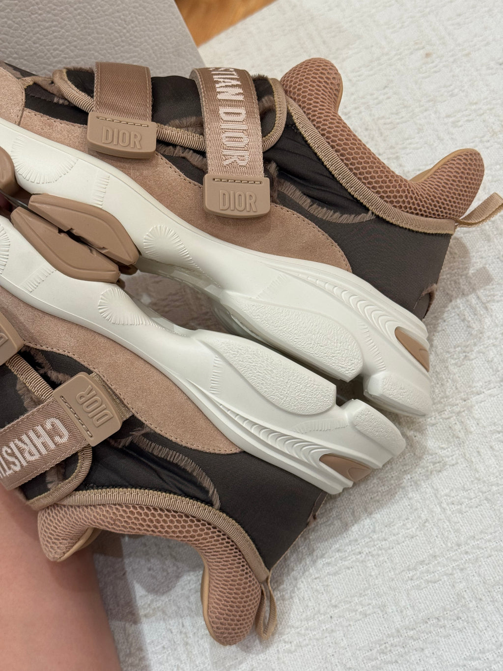 Dior D-Wander Sneakers Nude