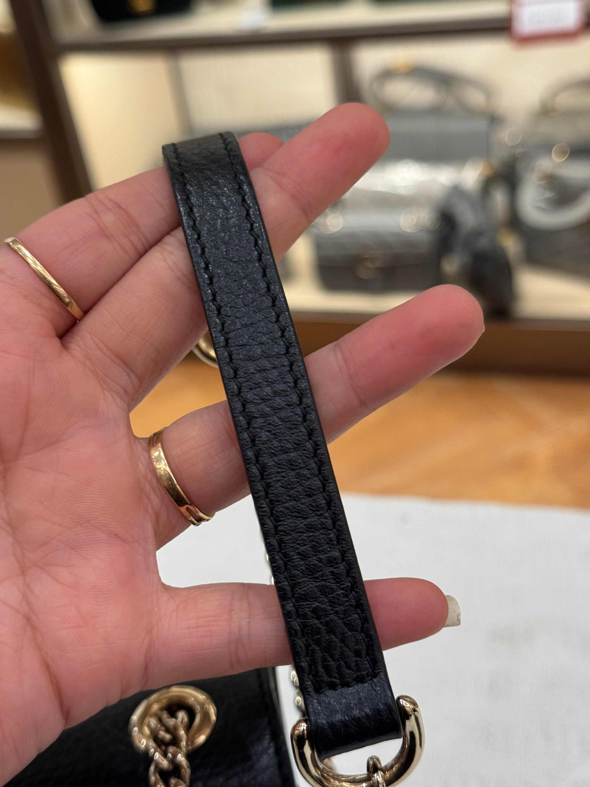 Gucci Interlock Small