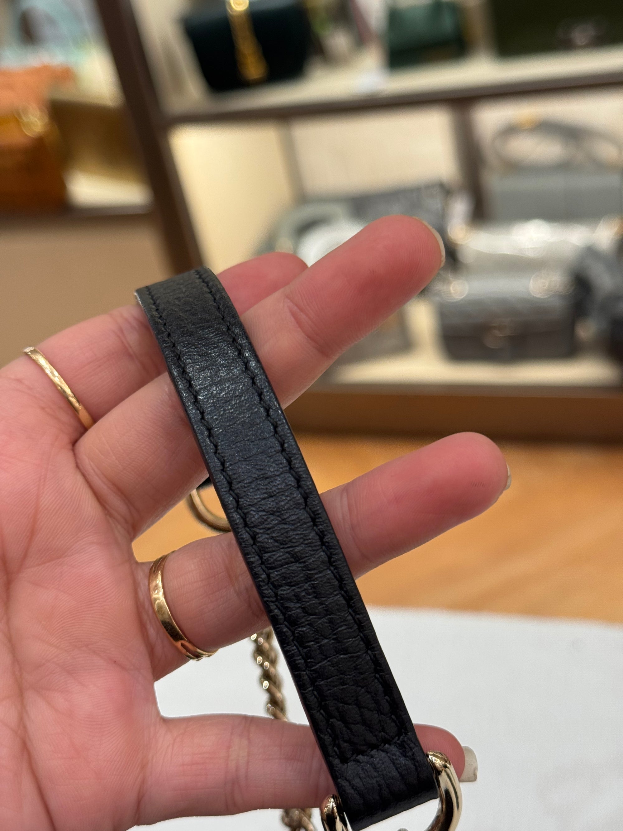 Gucci Interlock Small